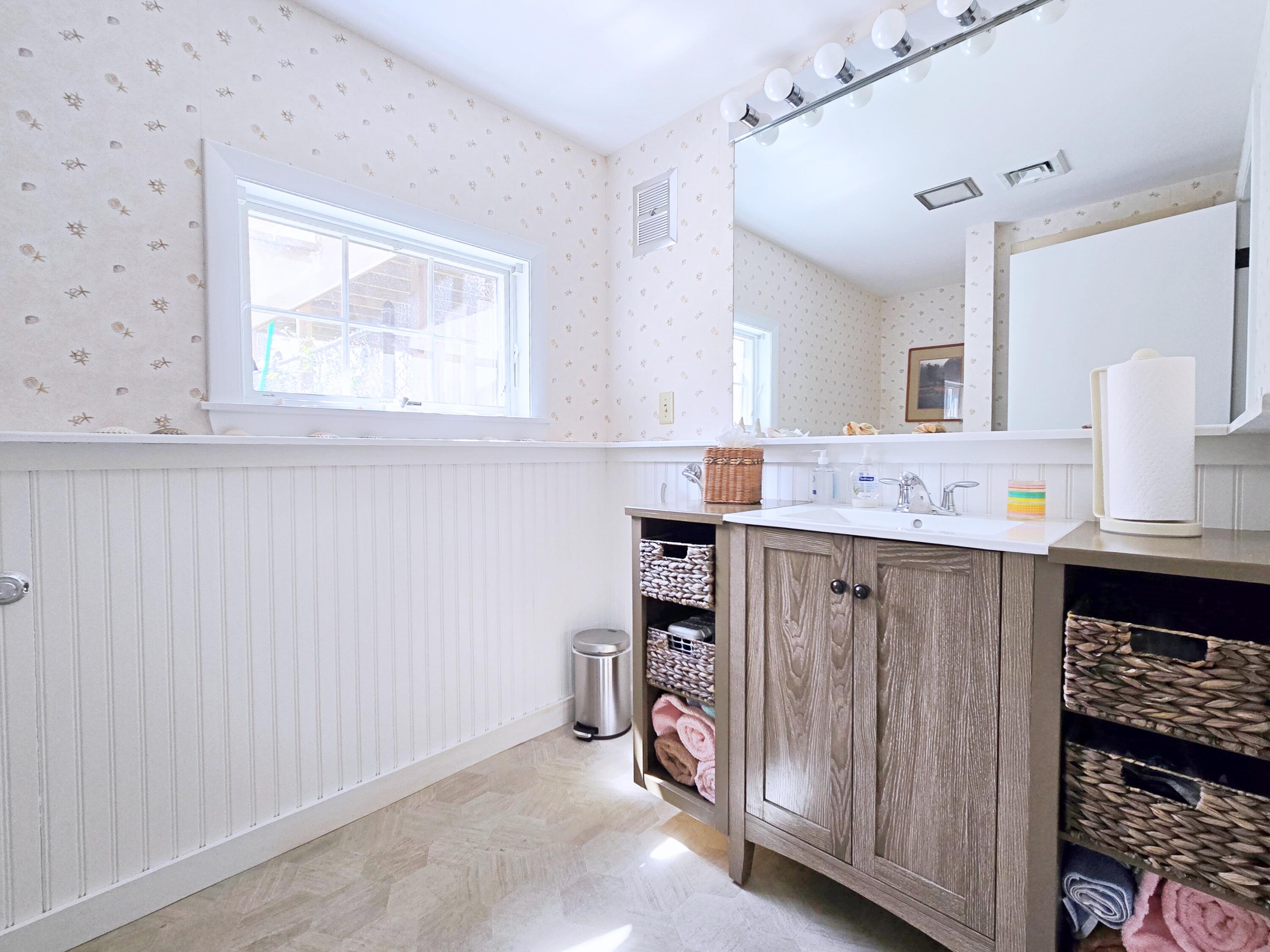 115 Kingsbury Beach Road