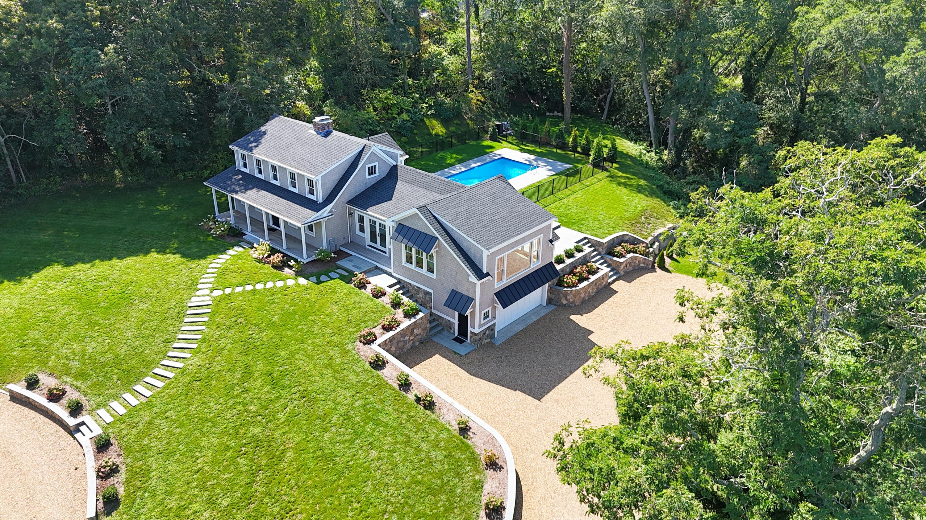 136 Monument Road