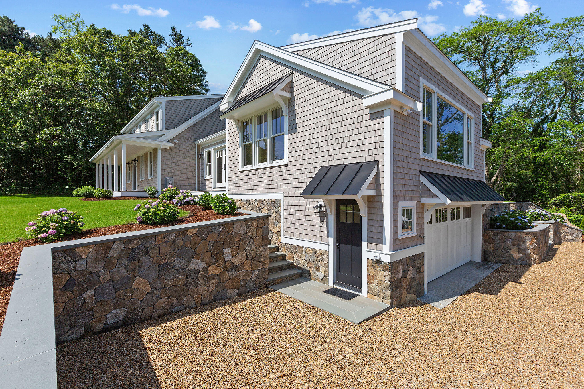 136 Monument Road