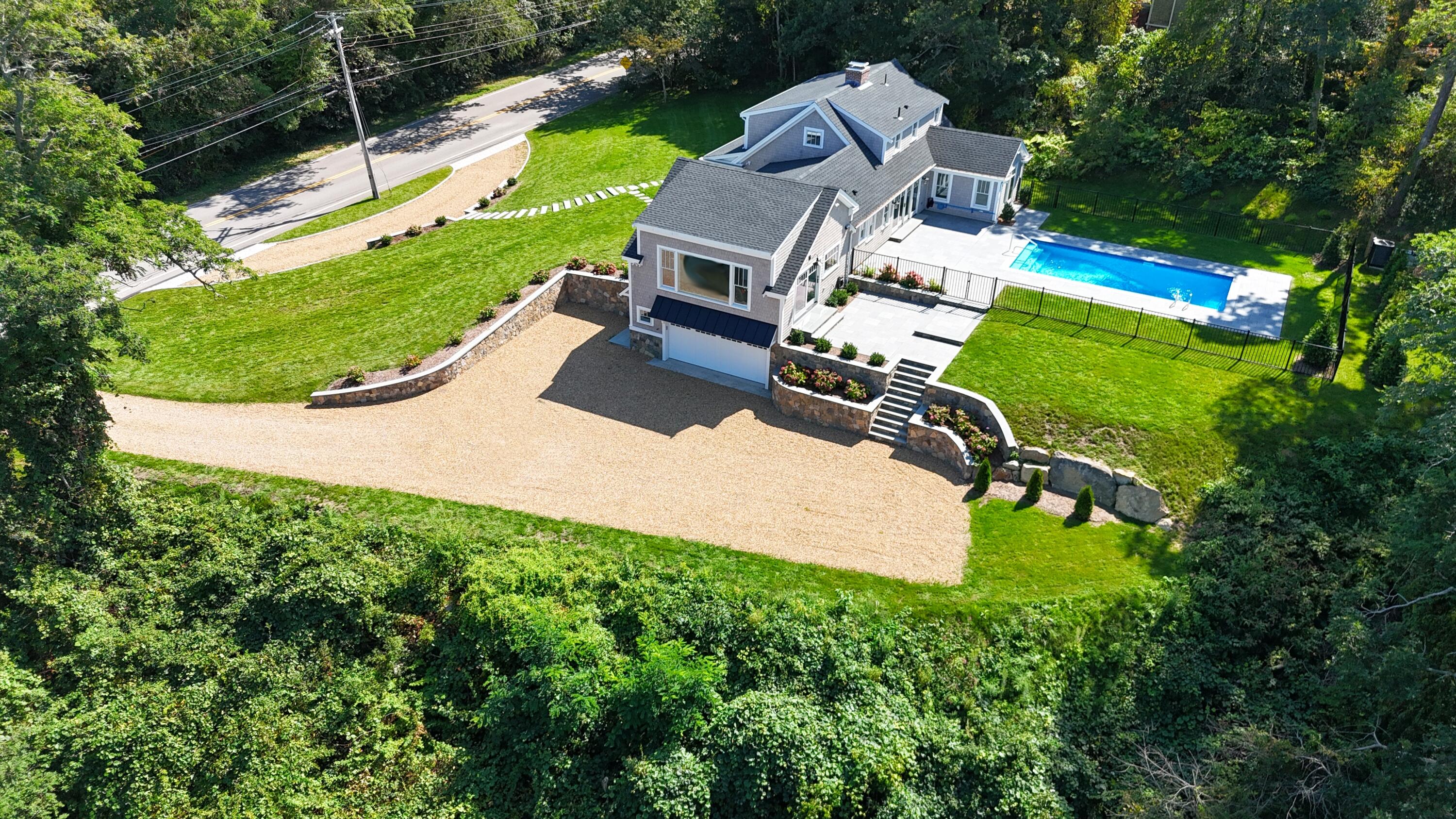 136 Monument Road