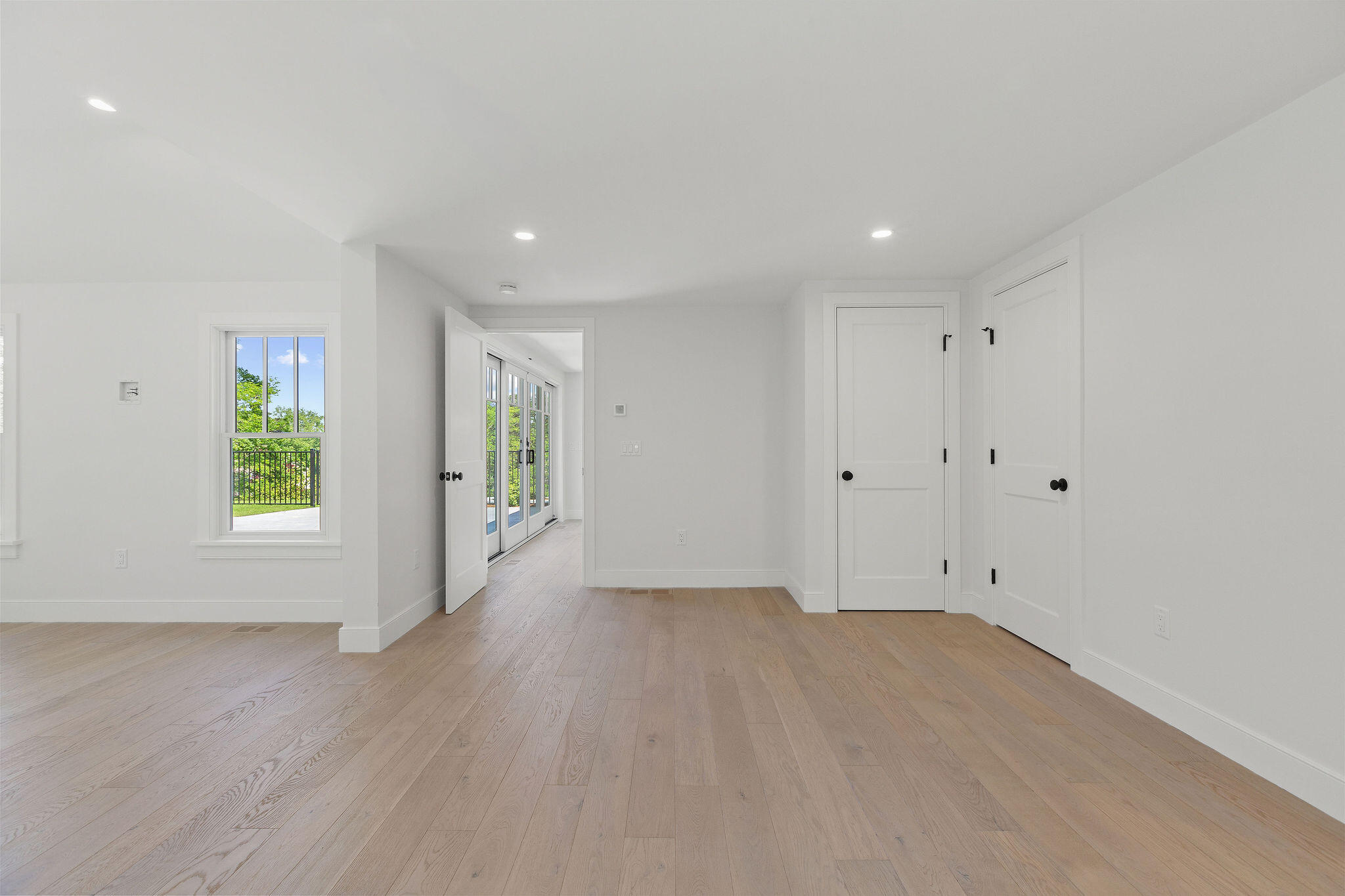 136 Monument Road