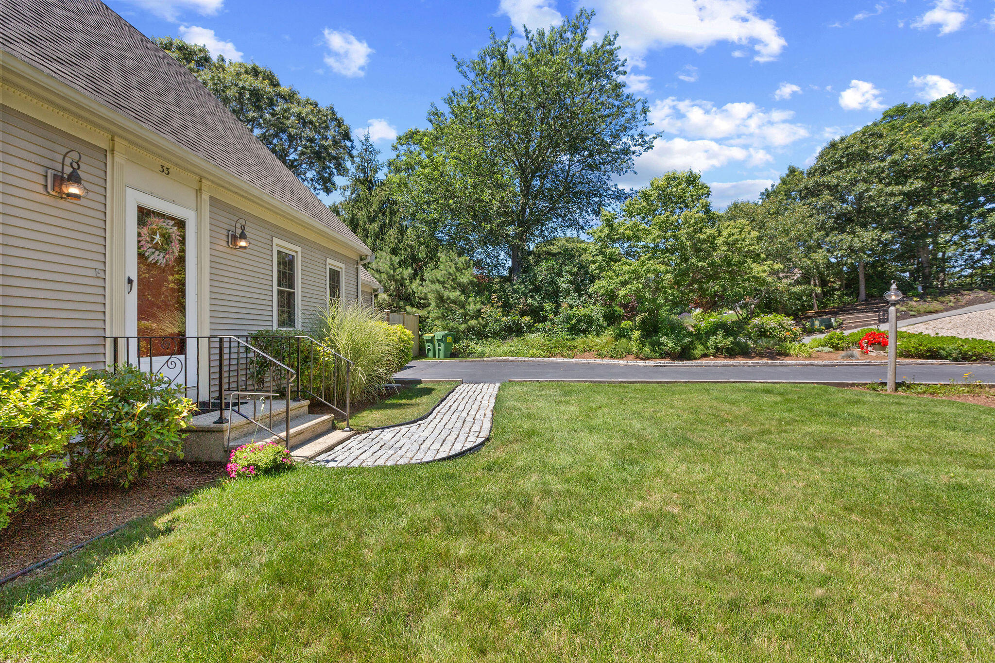 33 Clinton Drive