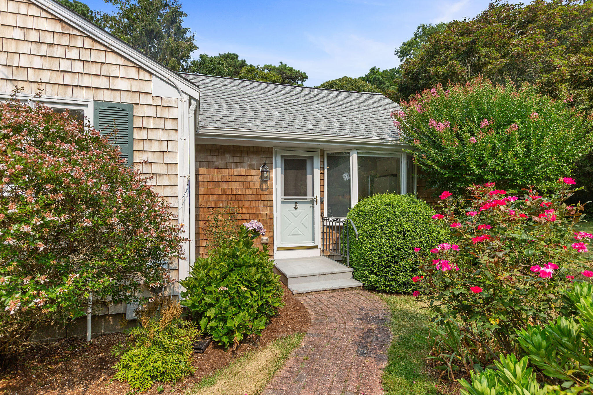 75 Monument Road