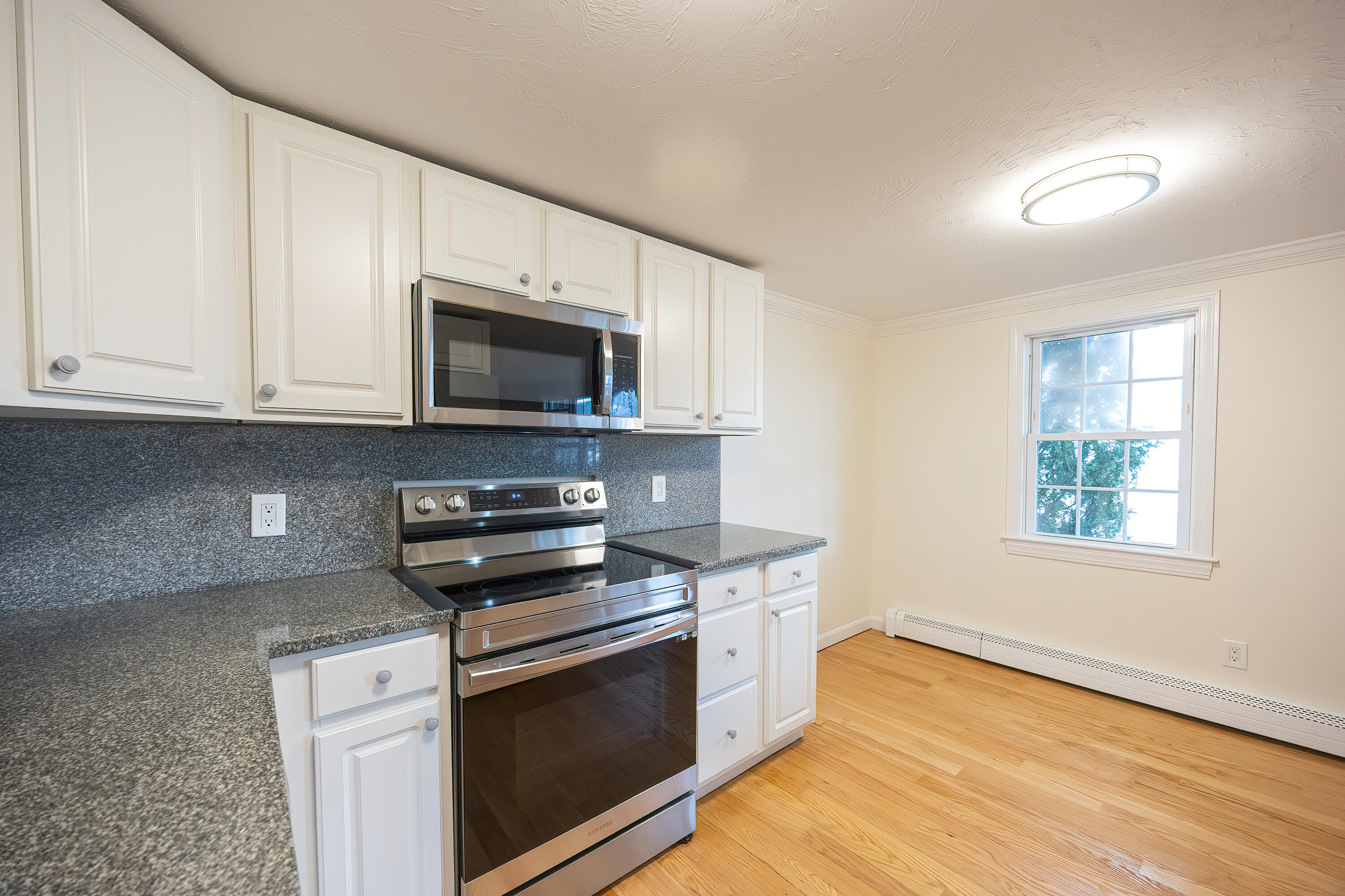 56 Center Street # 5 Unit: 1-5