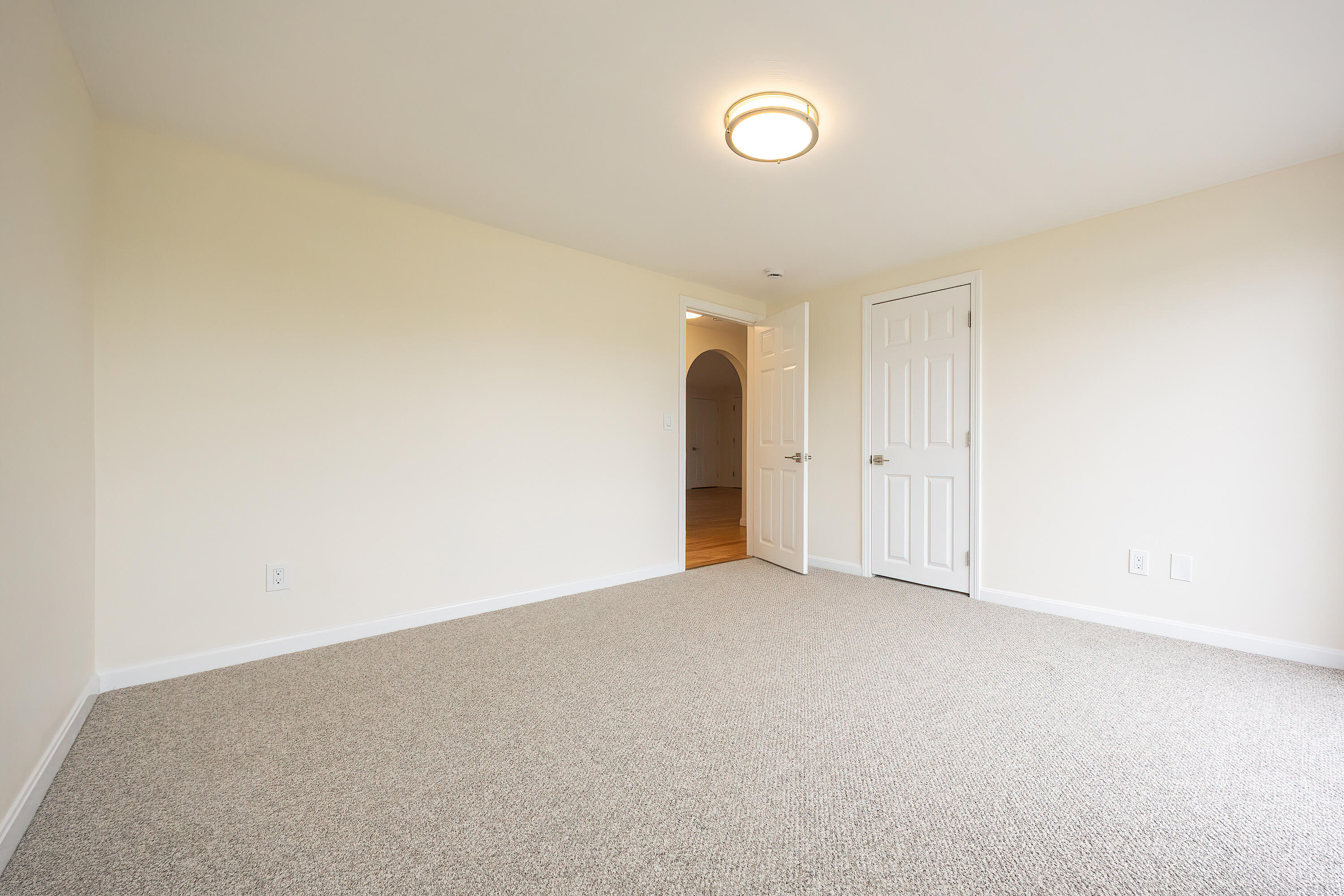 56 Center Street # 5 Unit: 1-5