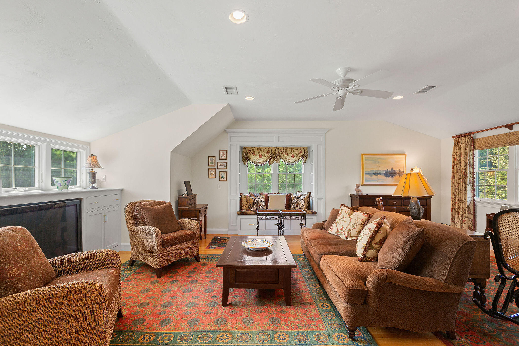 2 Bassett Woods Road