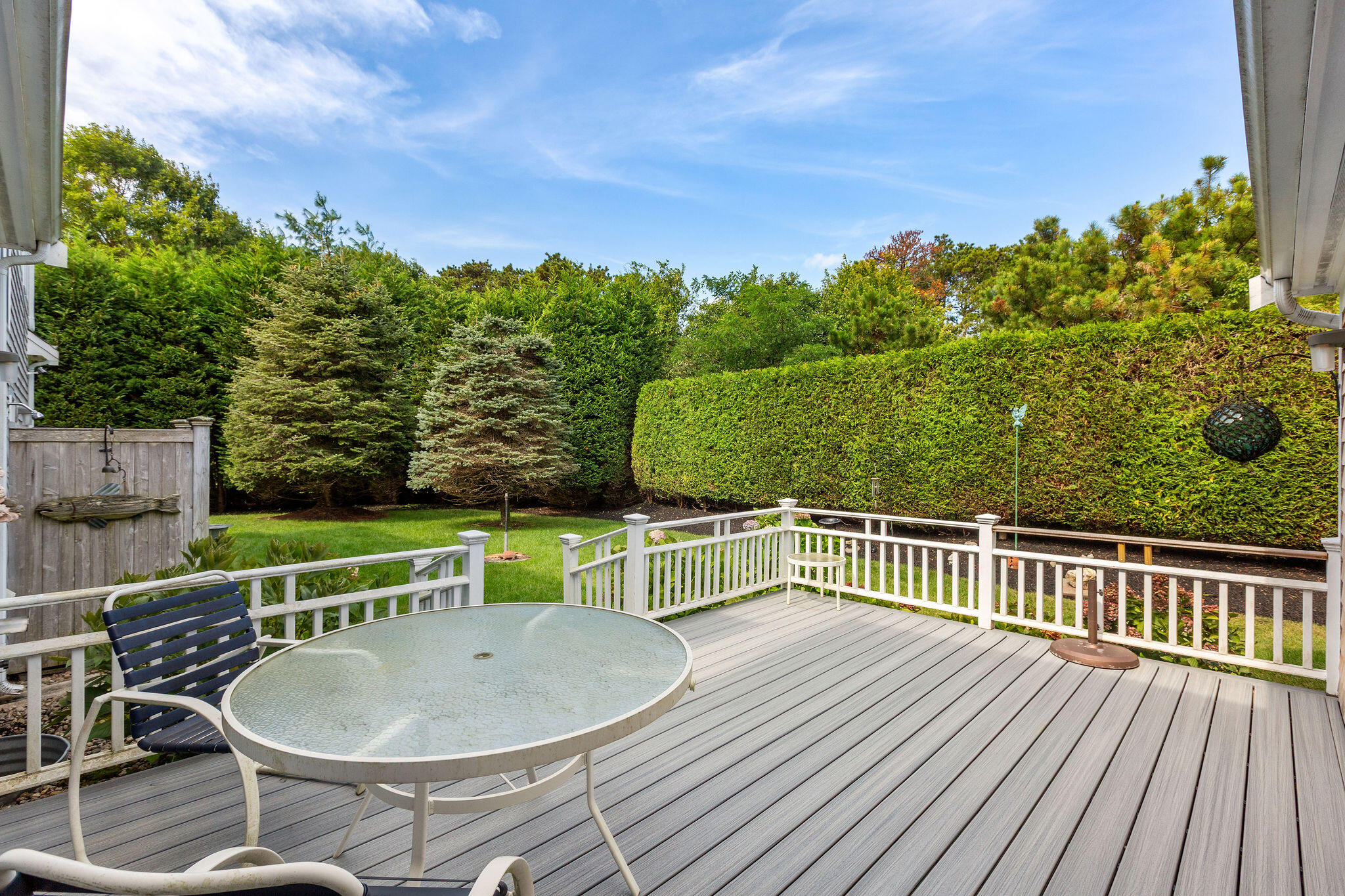 2 Bassett Woods Road
