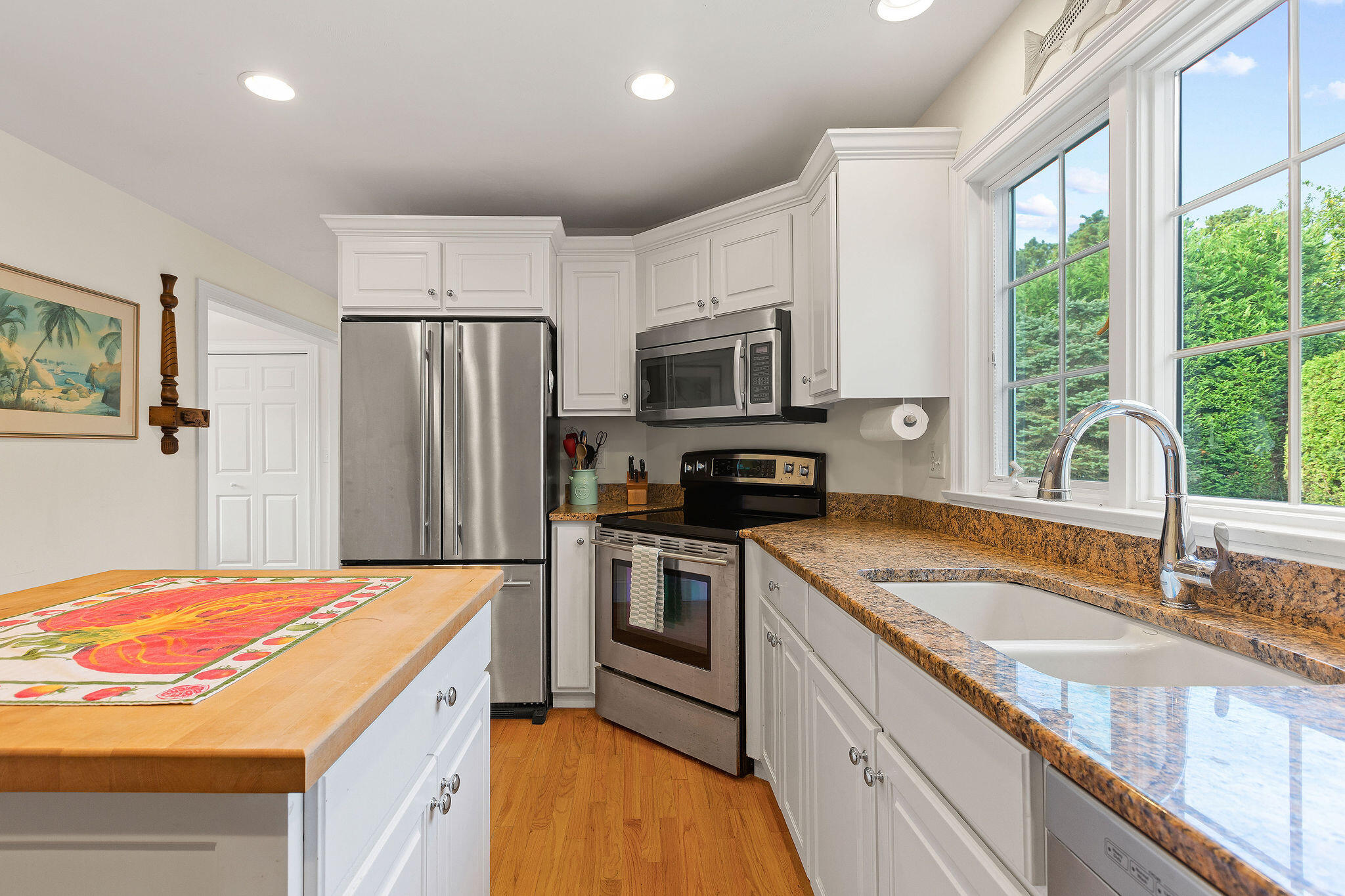 2 Bassett Woods Road