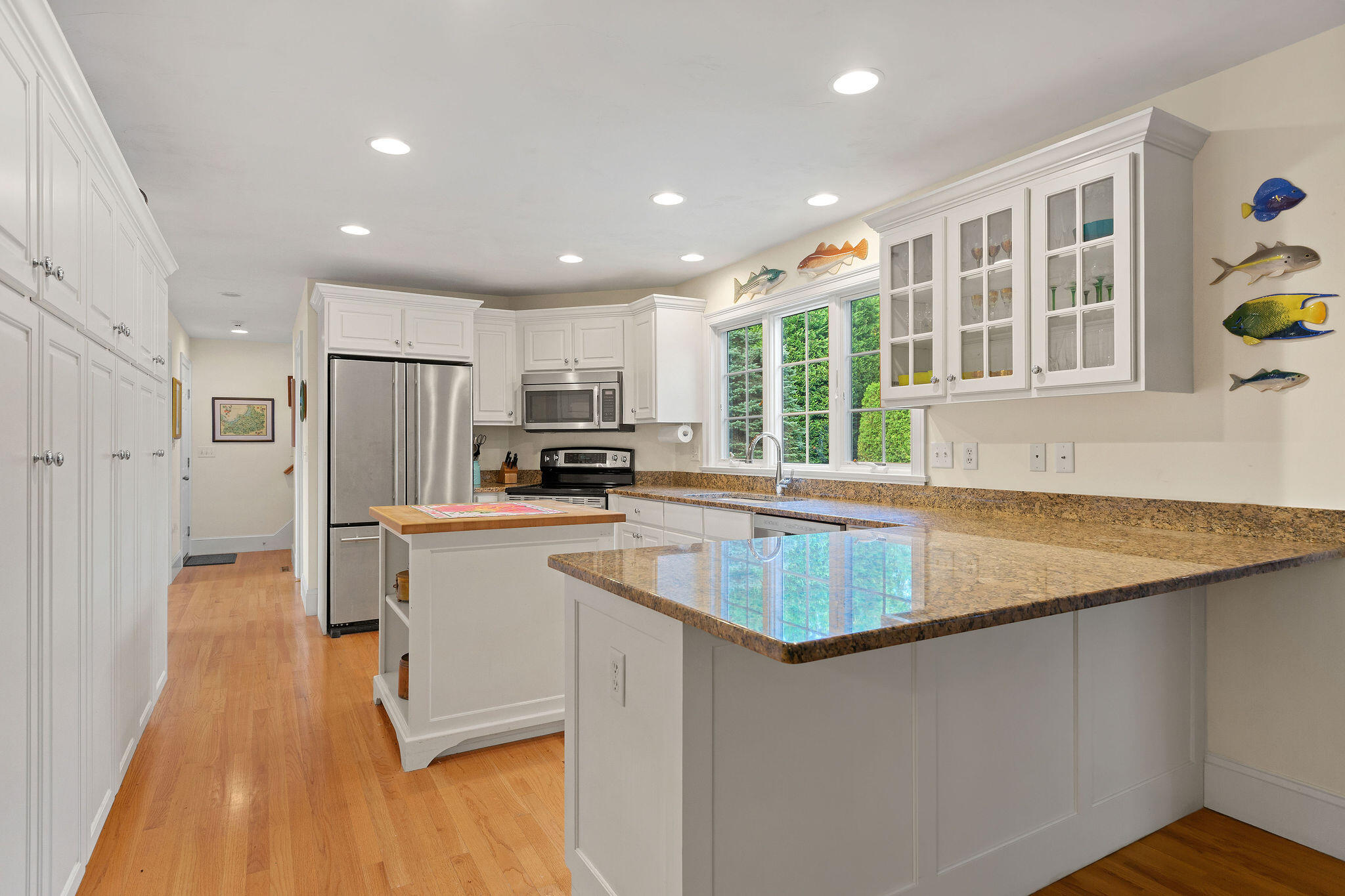 2 Bassett Woods Road