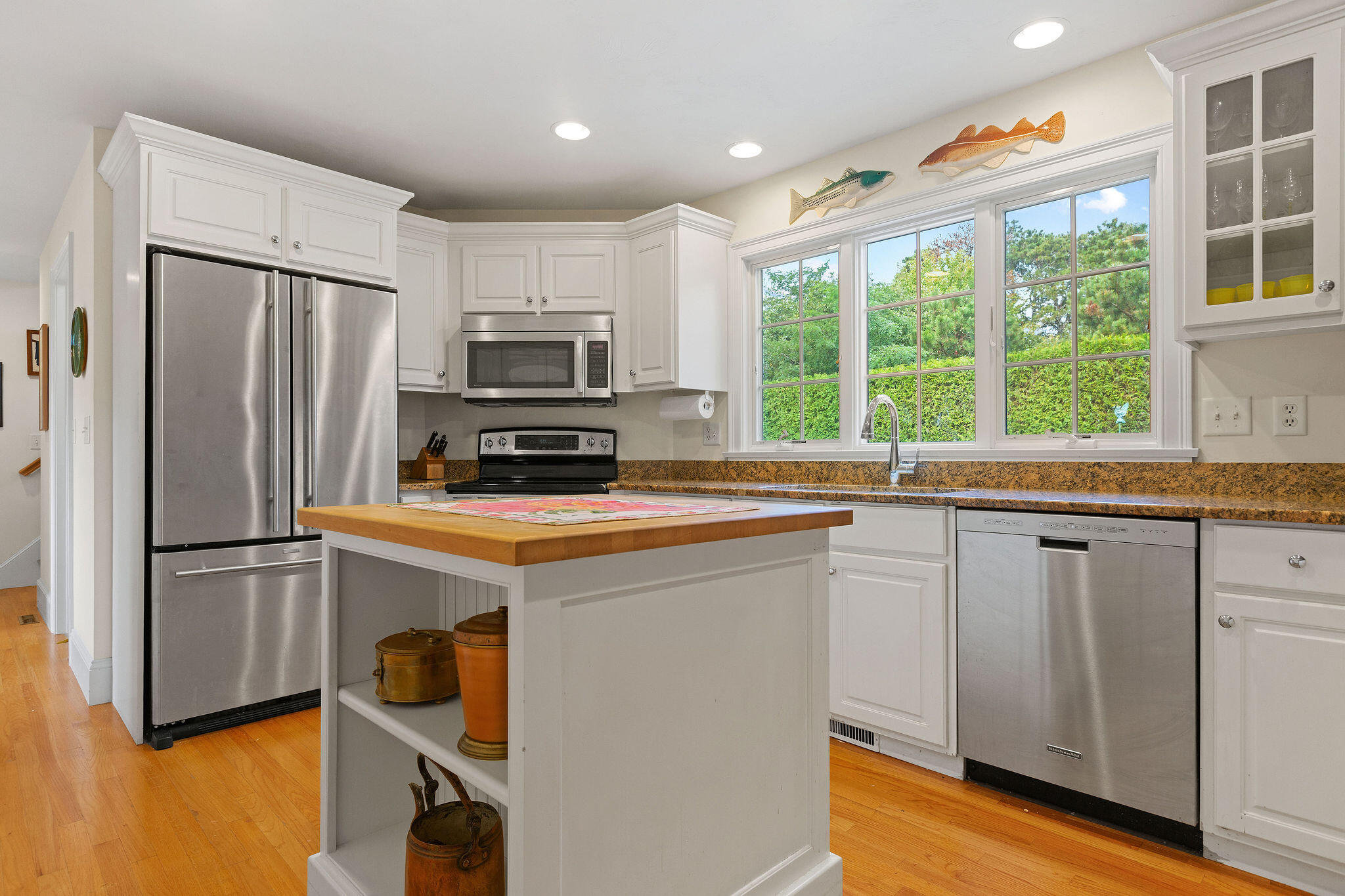 2 Bassett Woods Road
