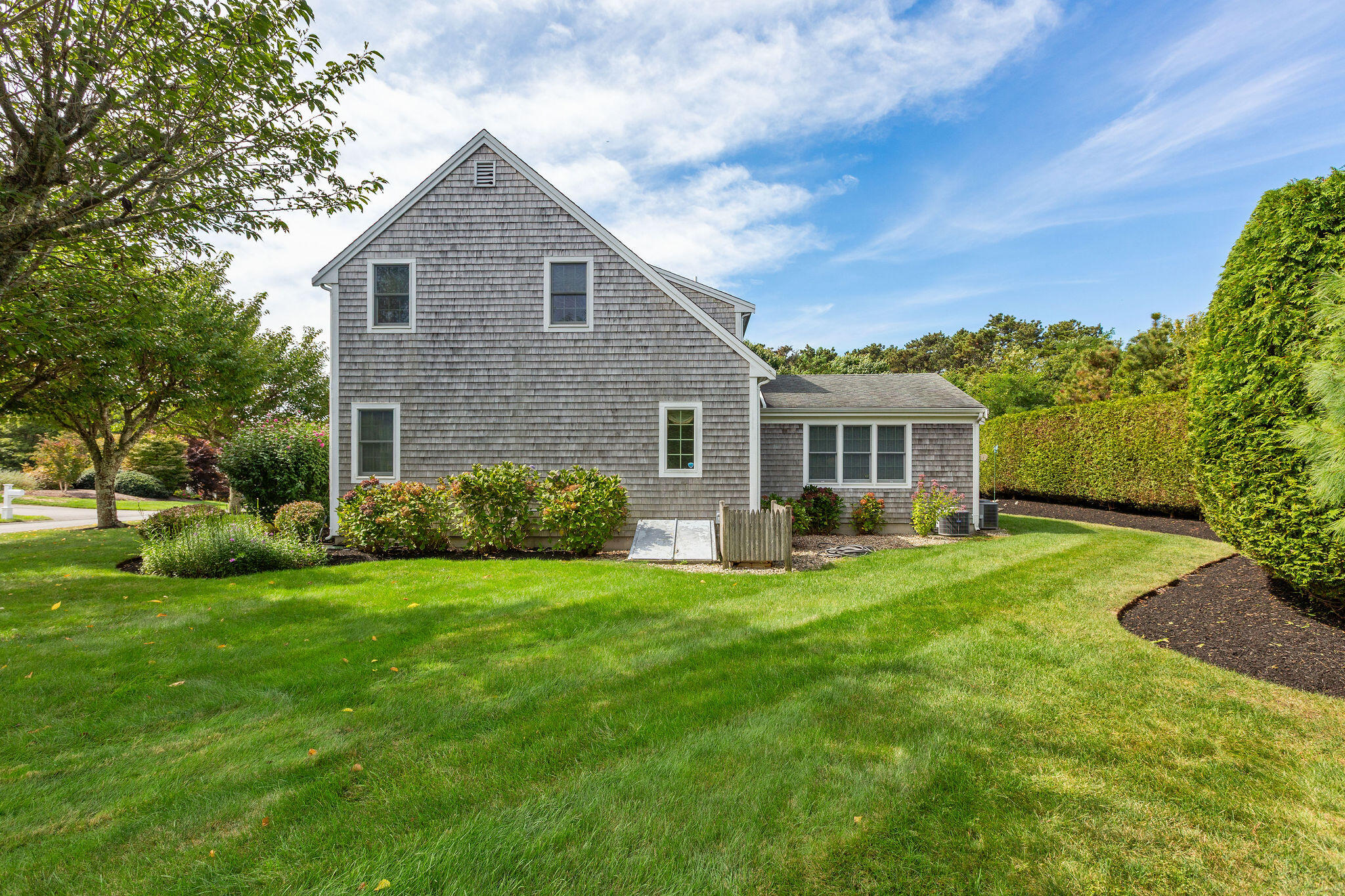 2 Bassett Woods Road