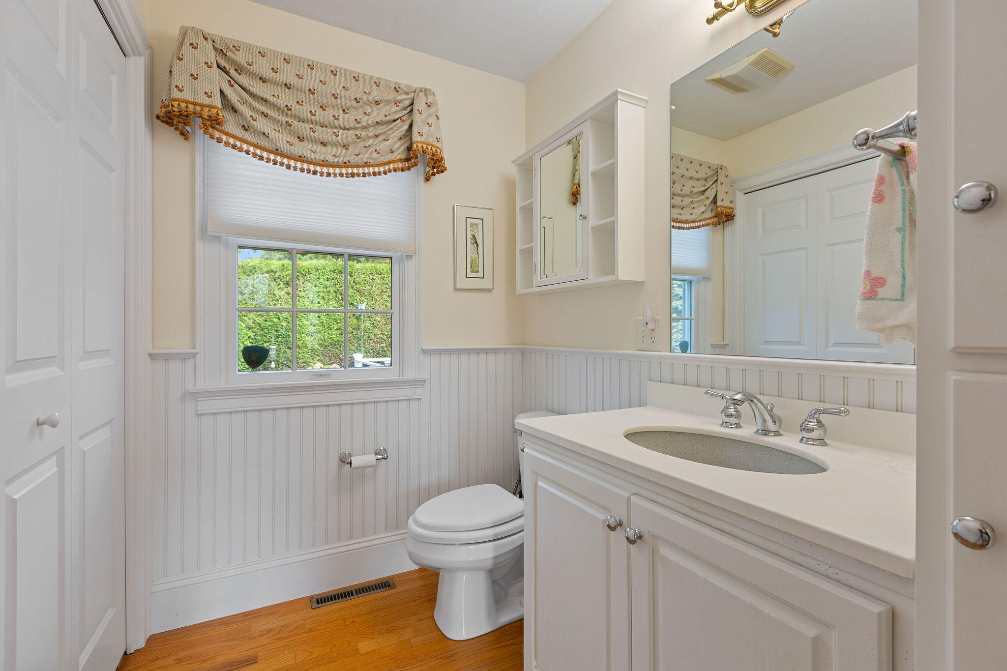 2 Bassett Woods Road