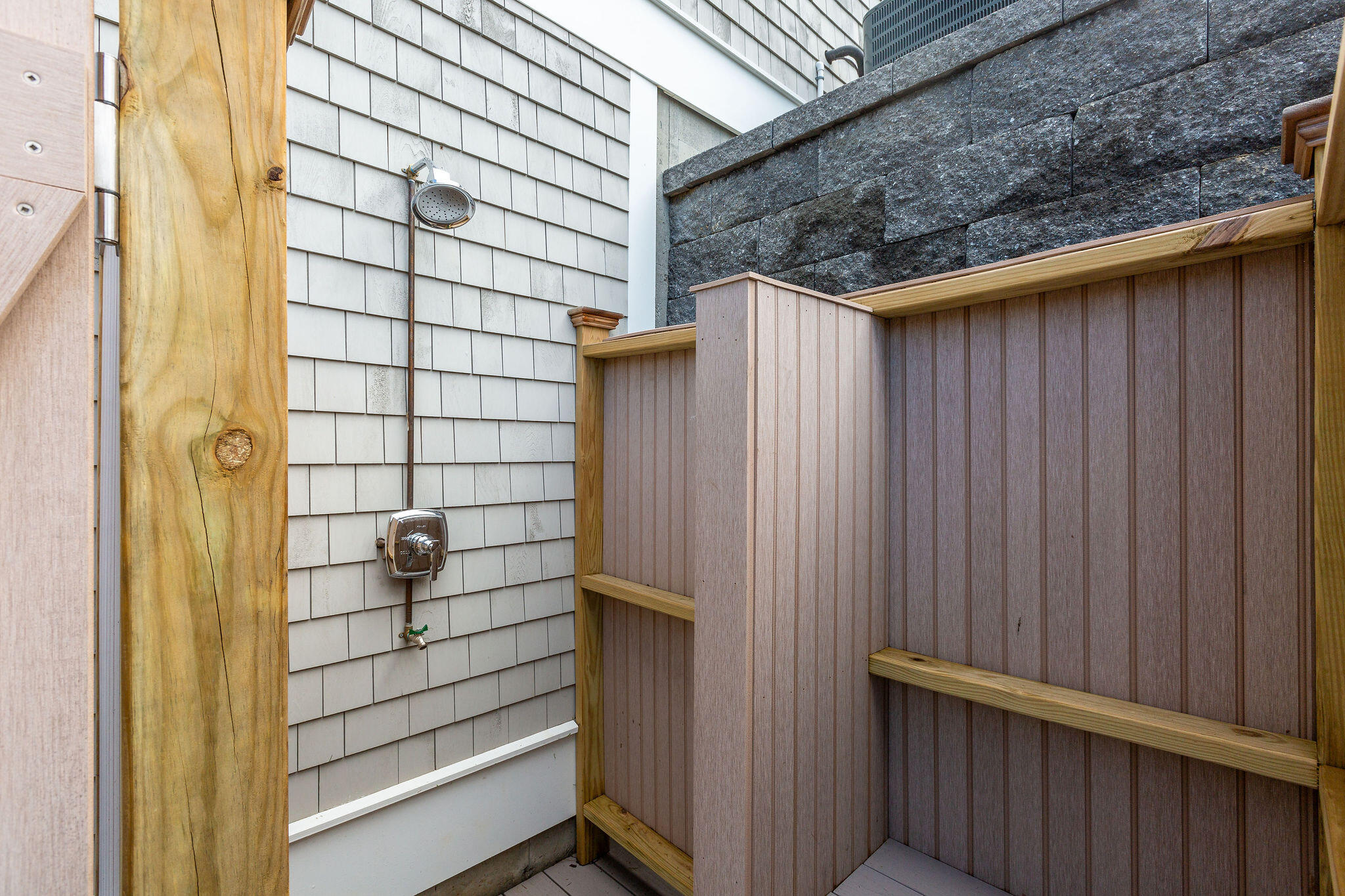 63 kescayogansett Road