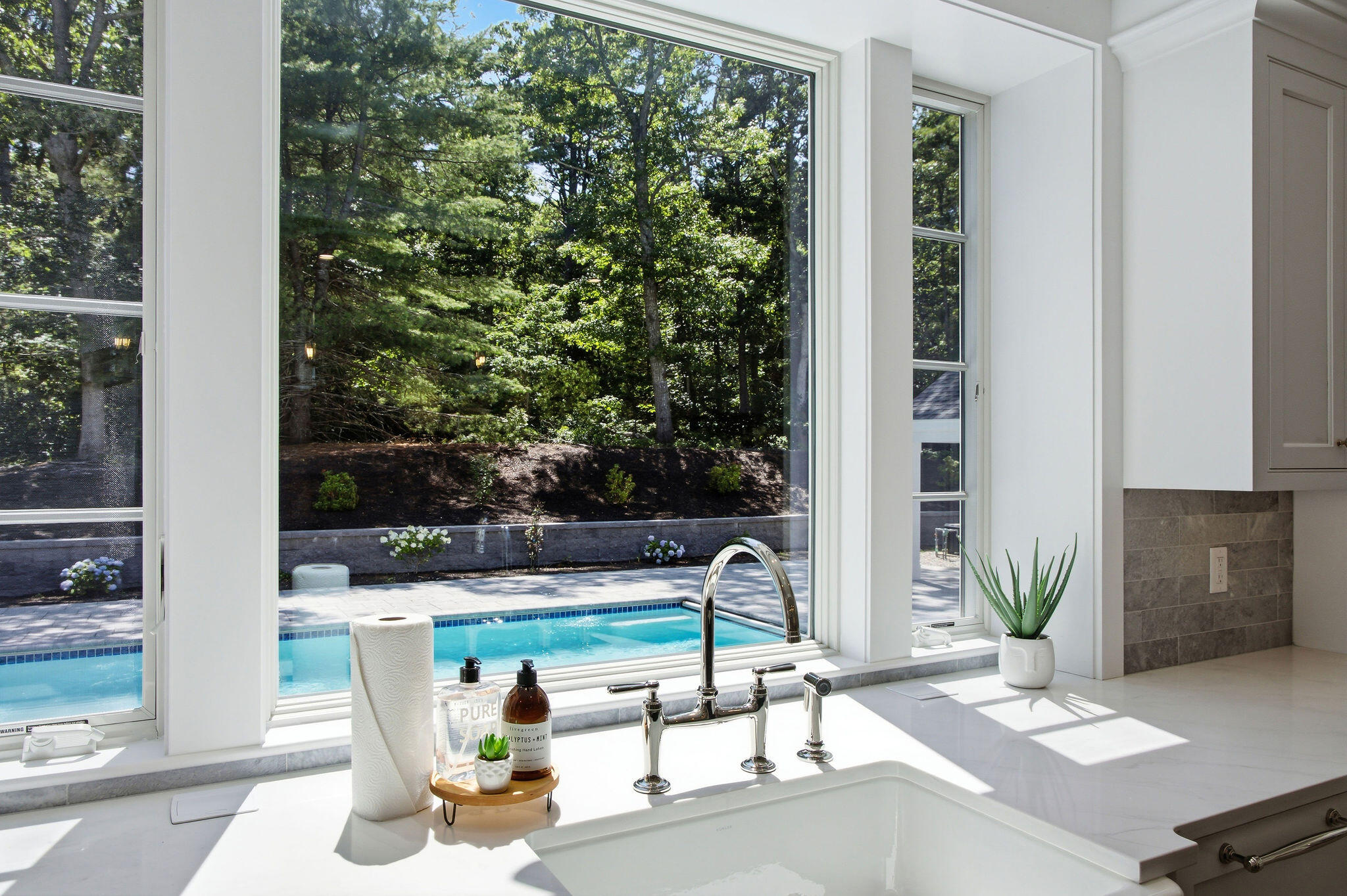 63 kescayogansett Road