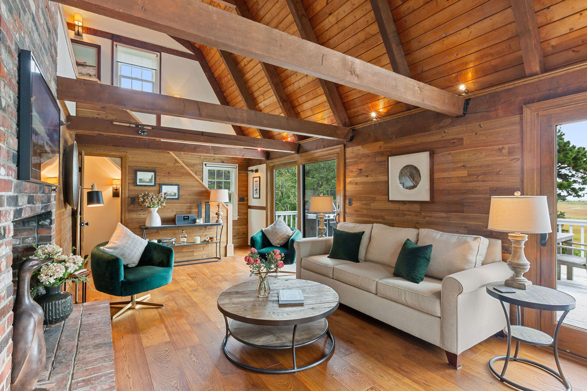 43 Old Duck Hole Road