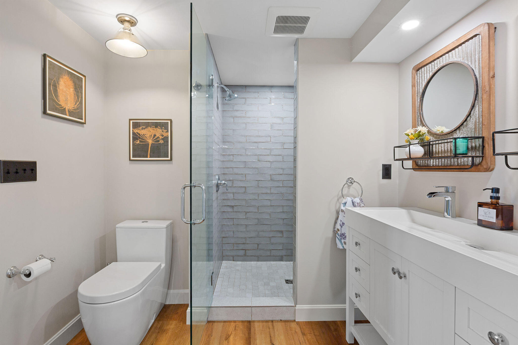 43 Old Duck Hole Road