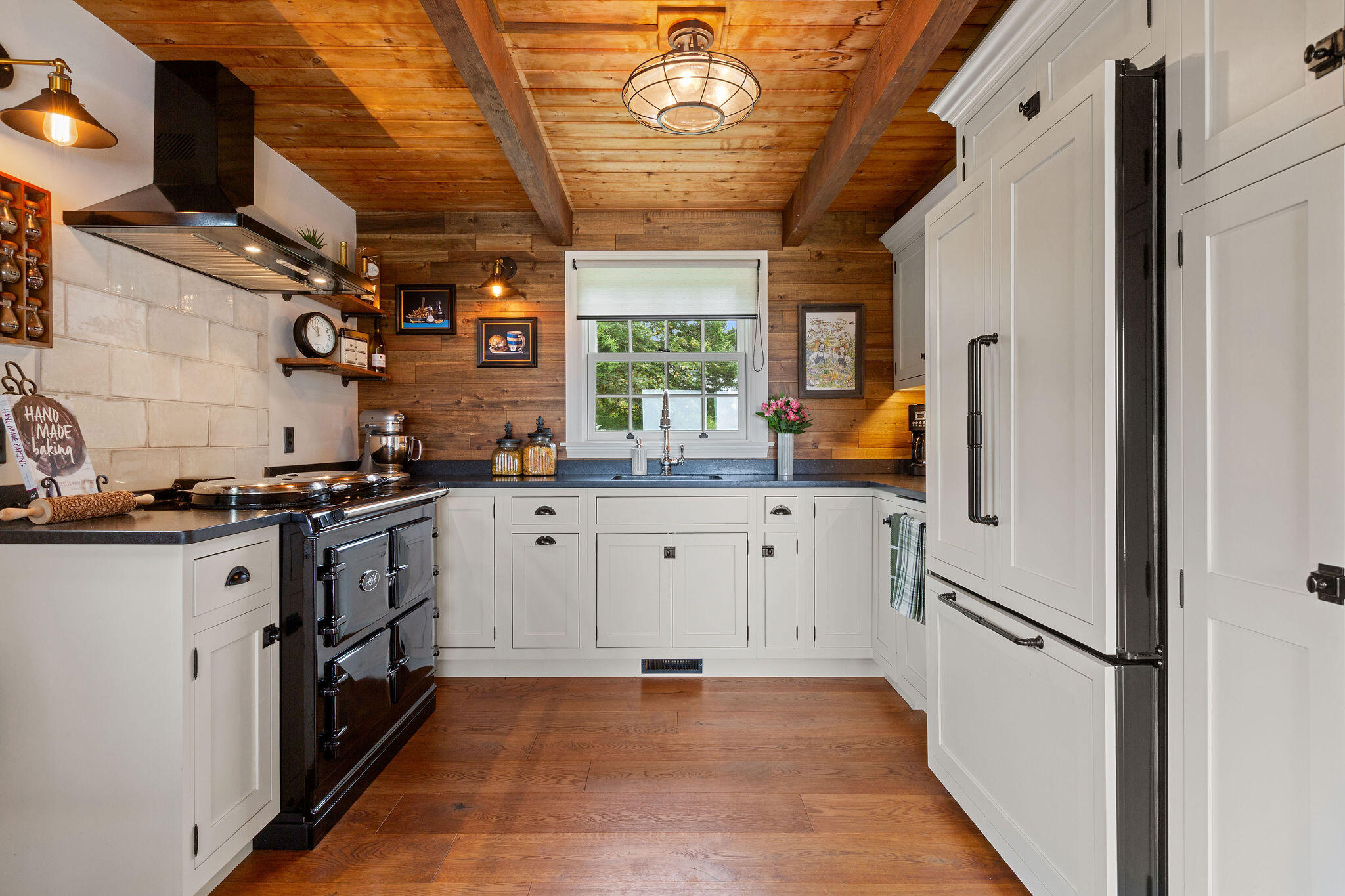 43 Old Duck Hole Road