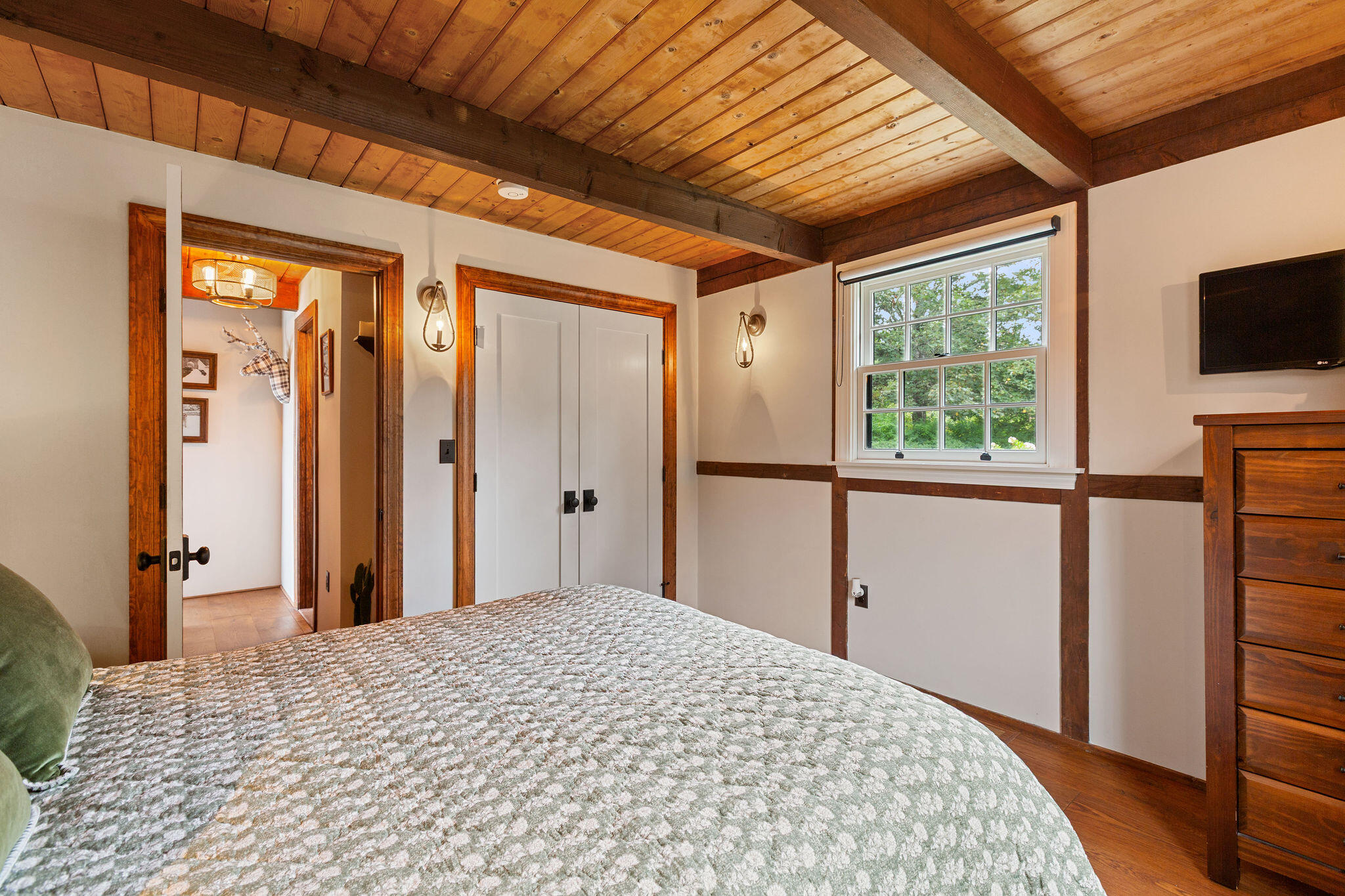 43 Old Duck Hole Road