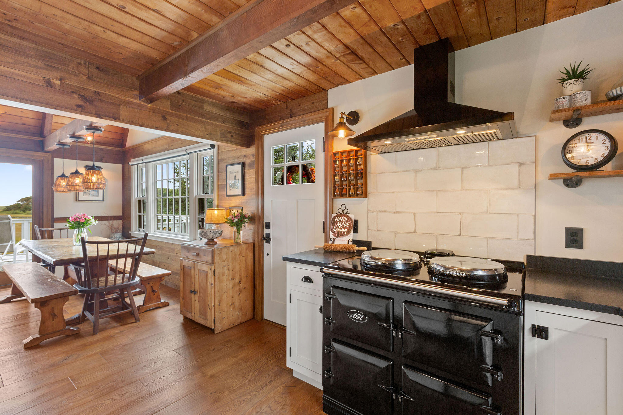 43 Old Duck Hole Road