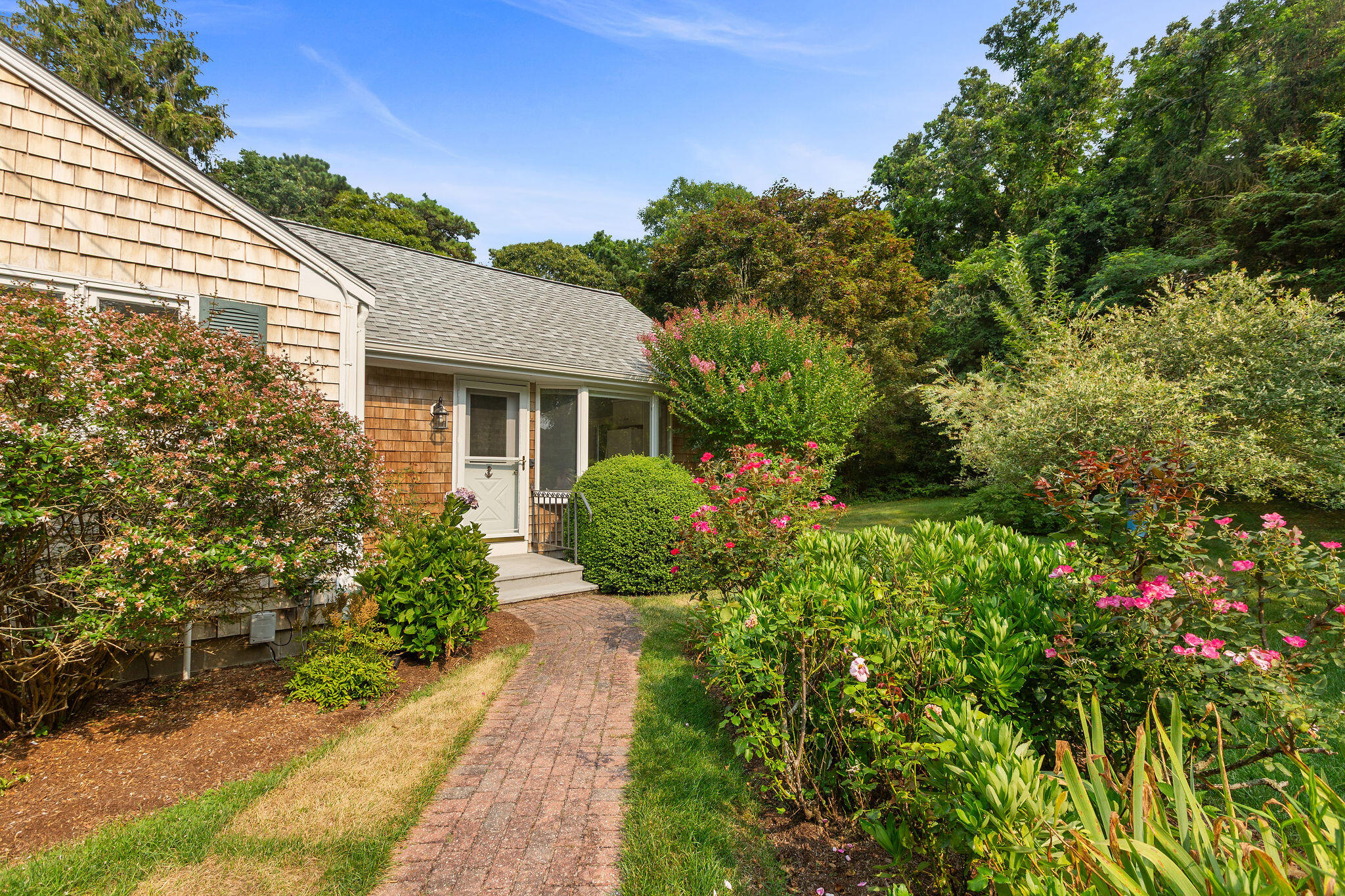 75 Monument Road