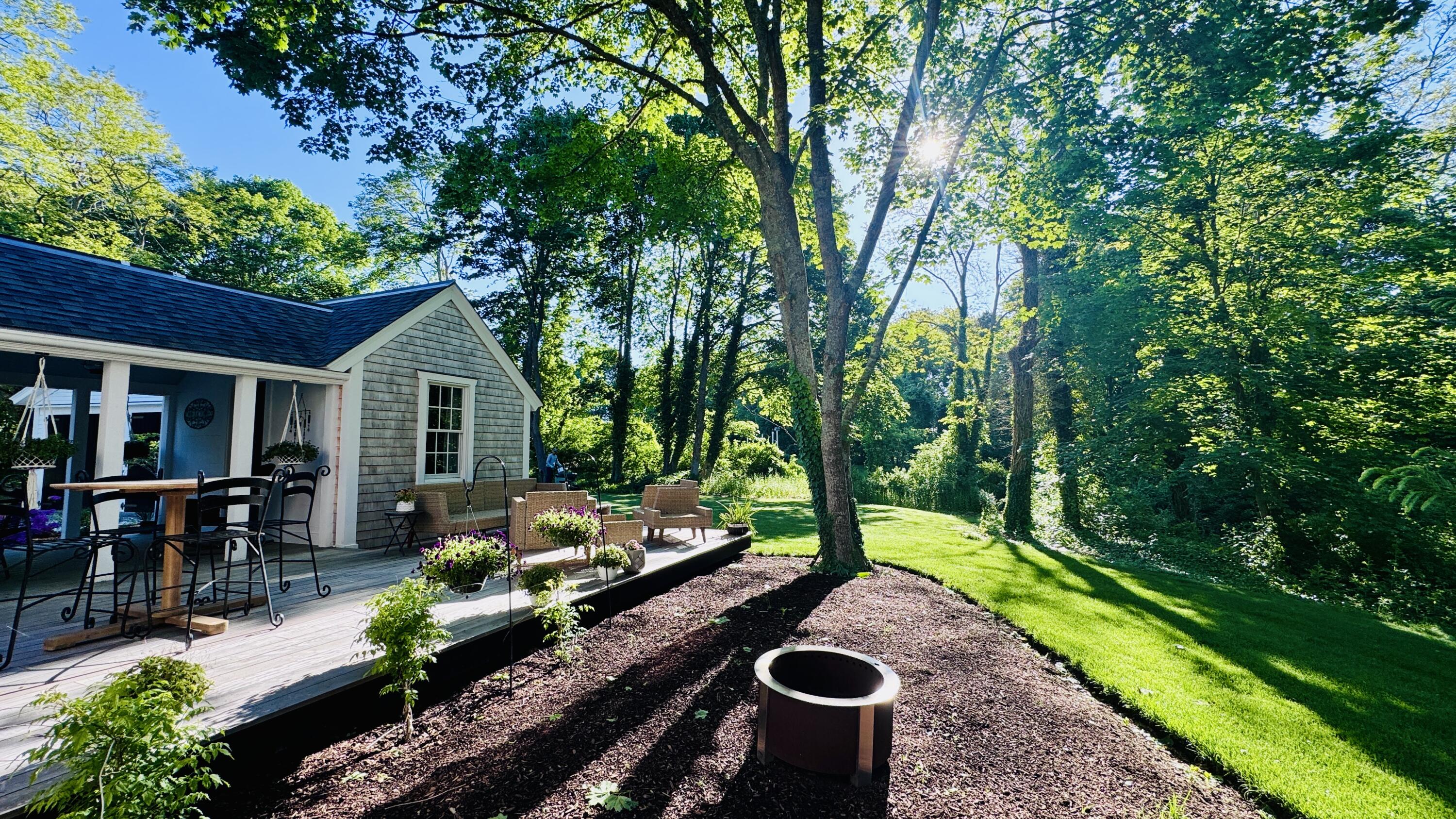 410 Main Street