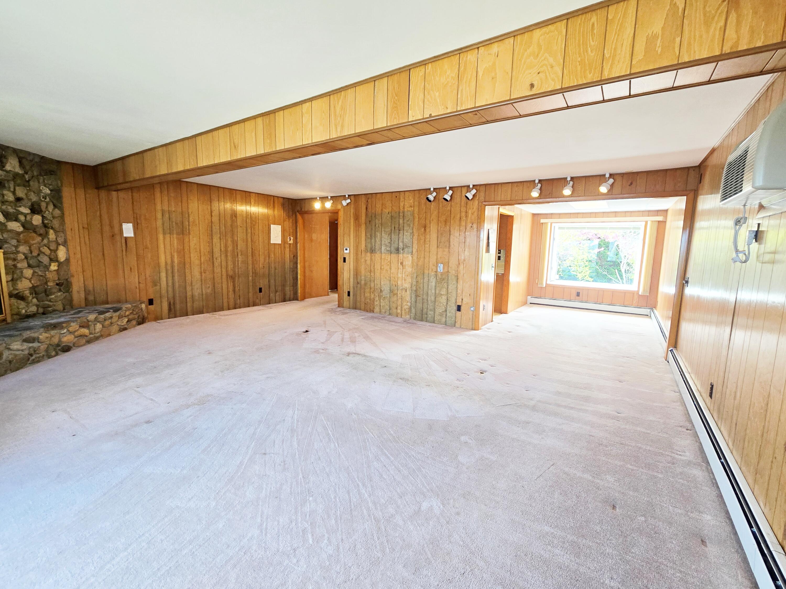 56 Locust Road