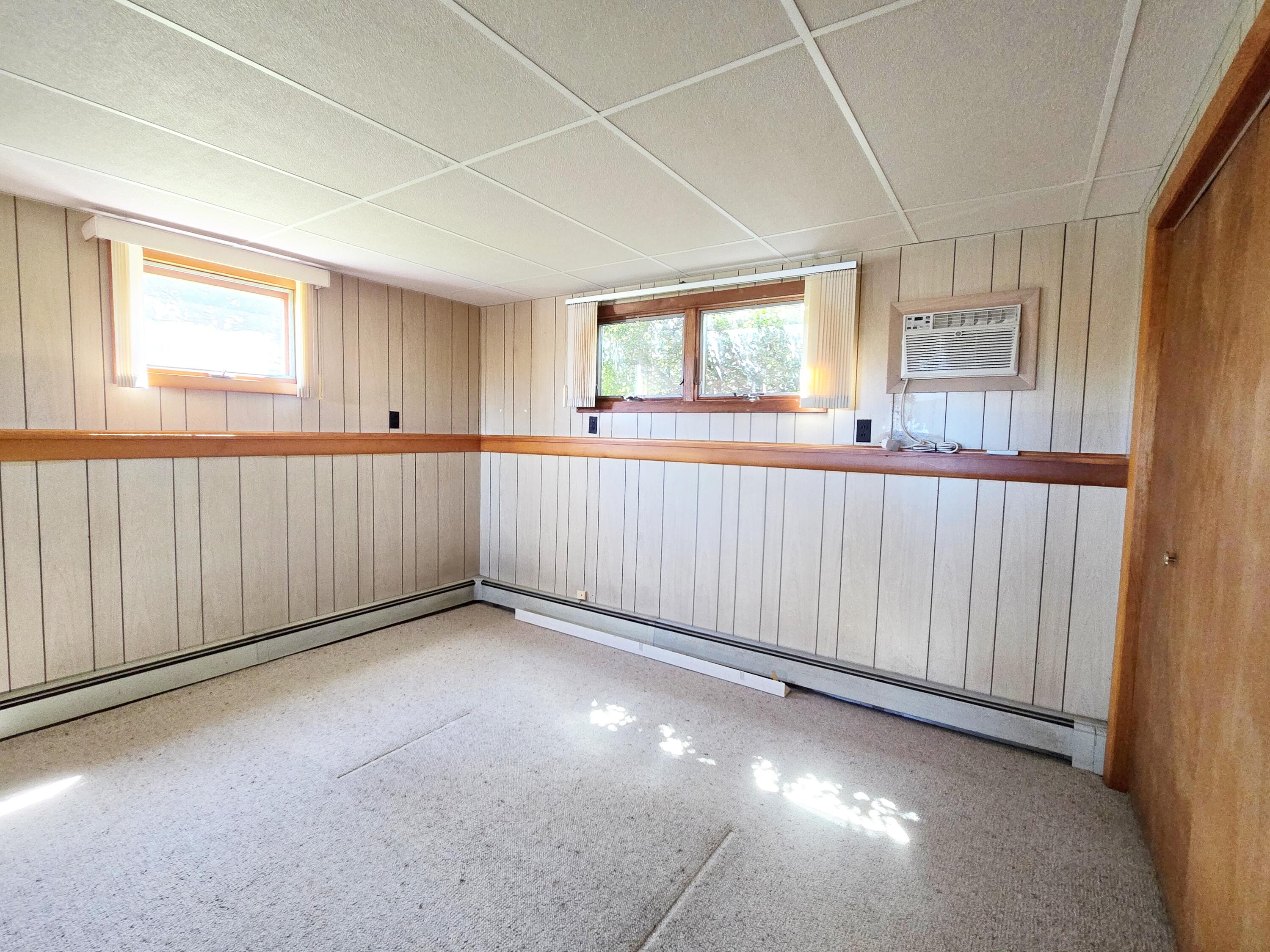 56 Locust Road