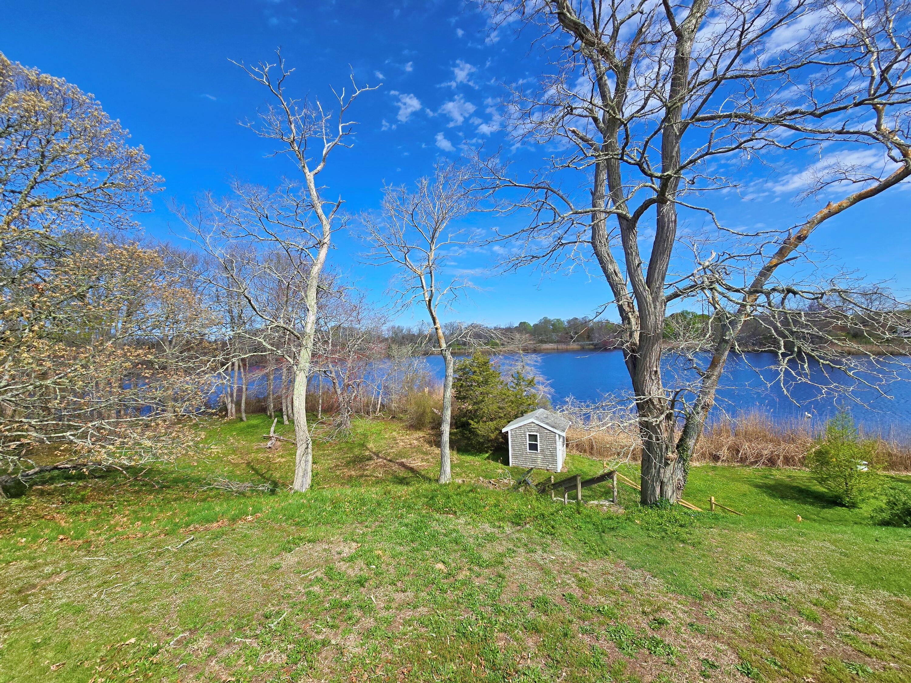 56 Locust Road