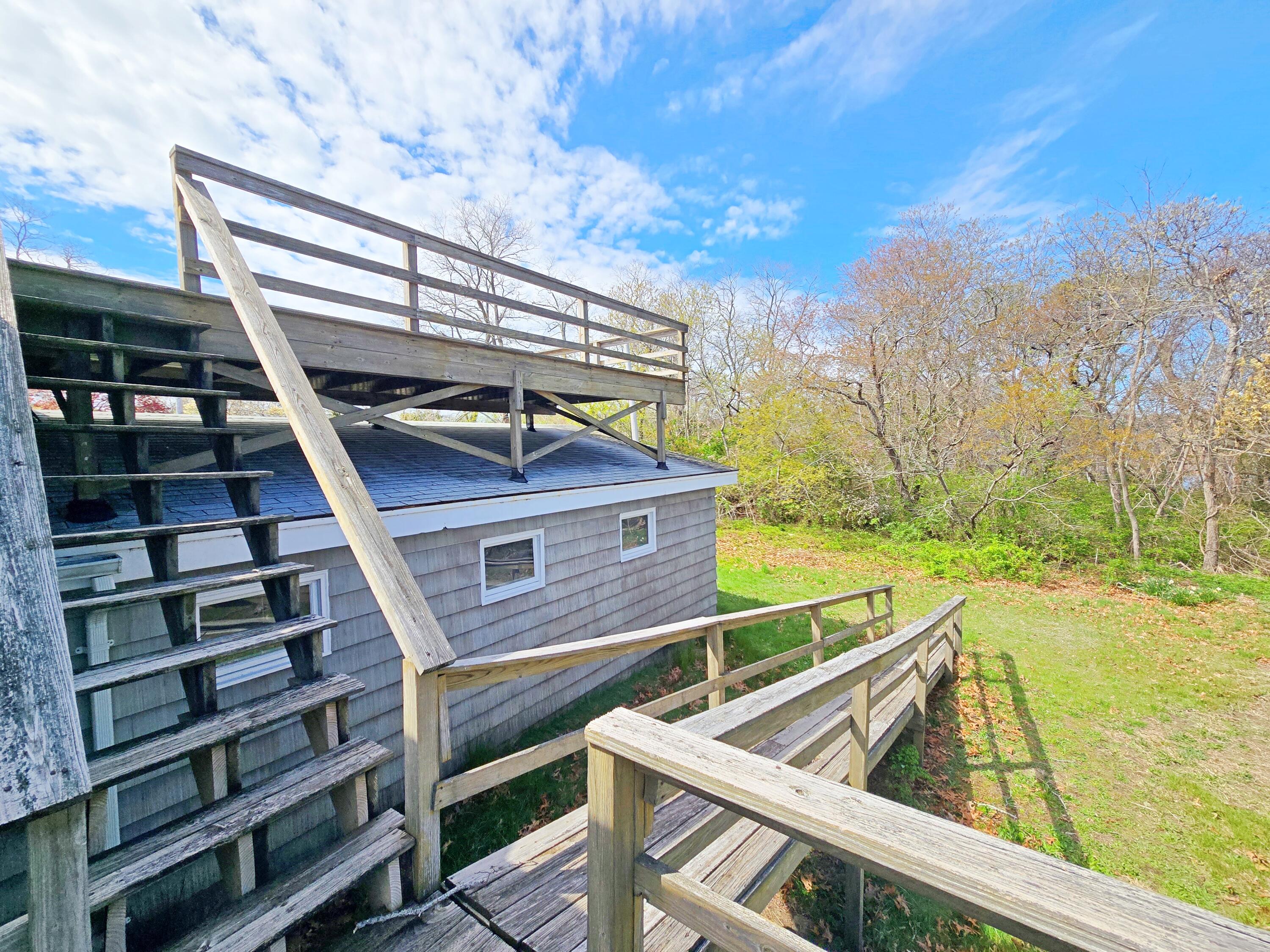 56 Locust Road