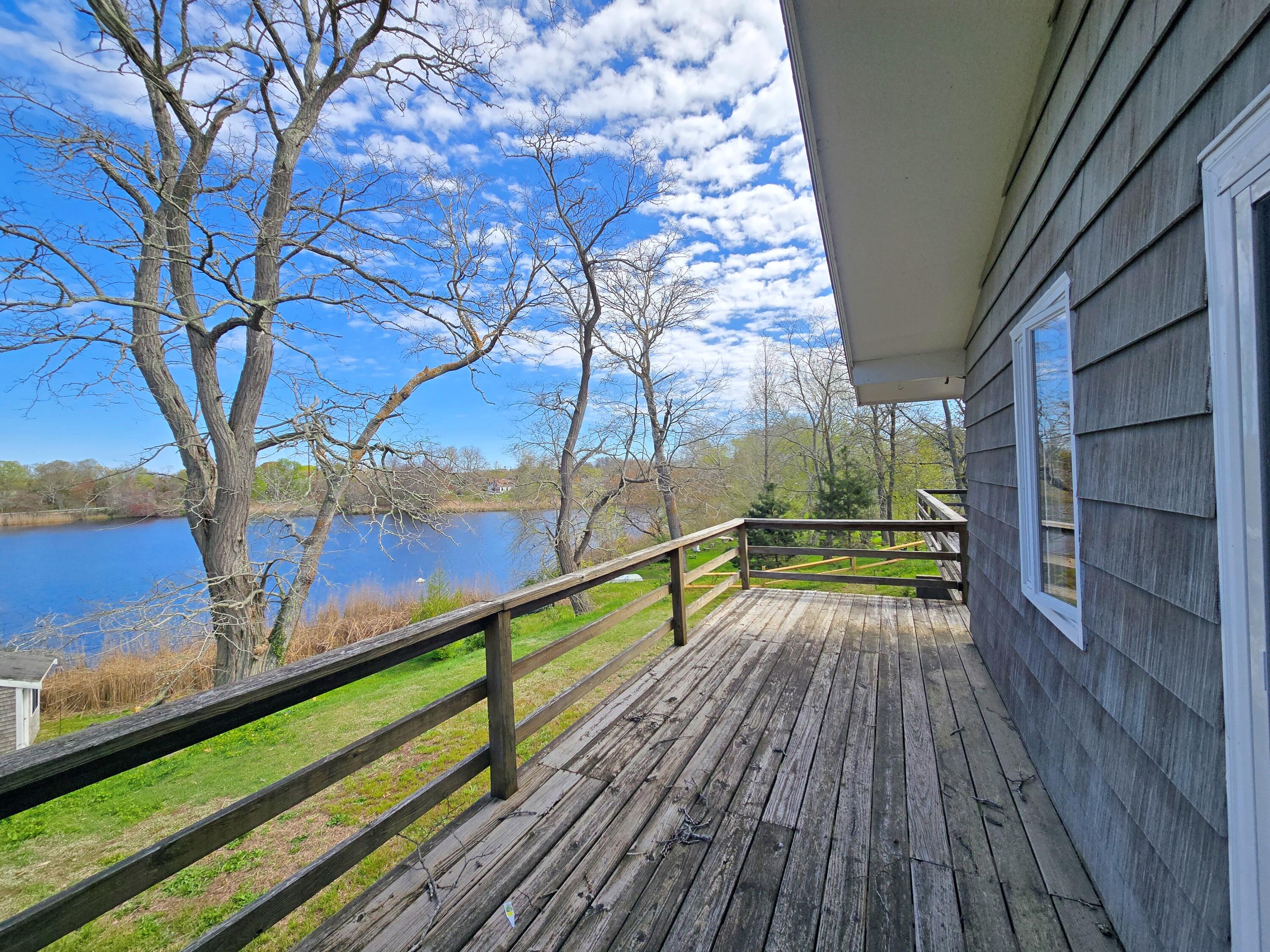56 Locust Road