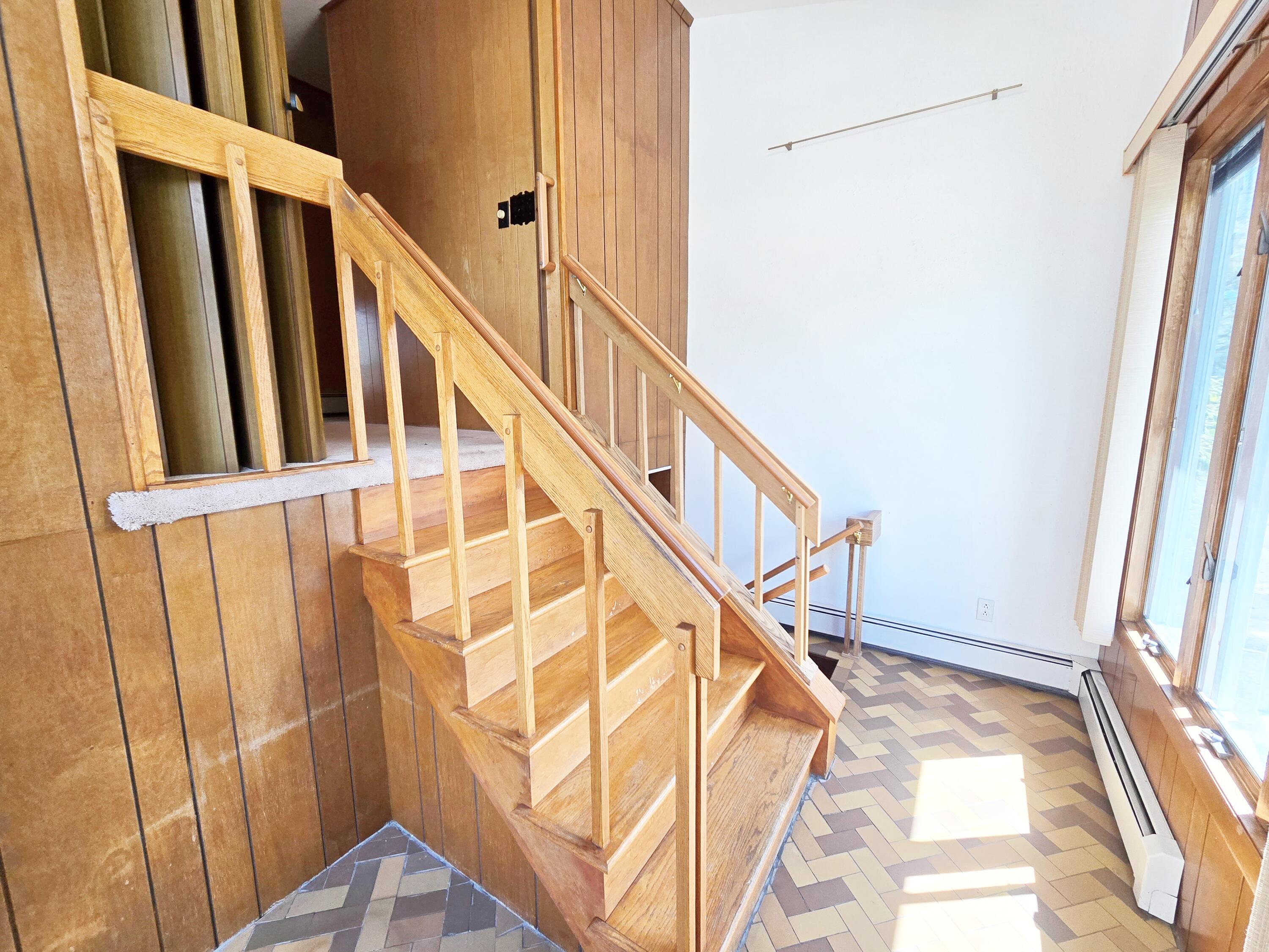 56 Locust Road