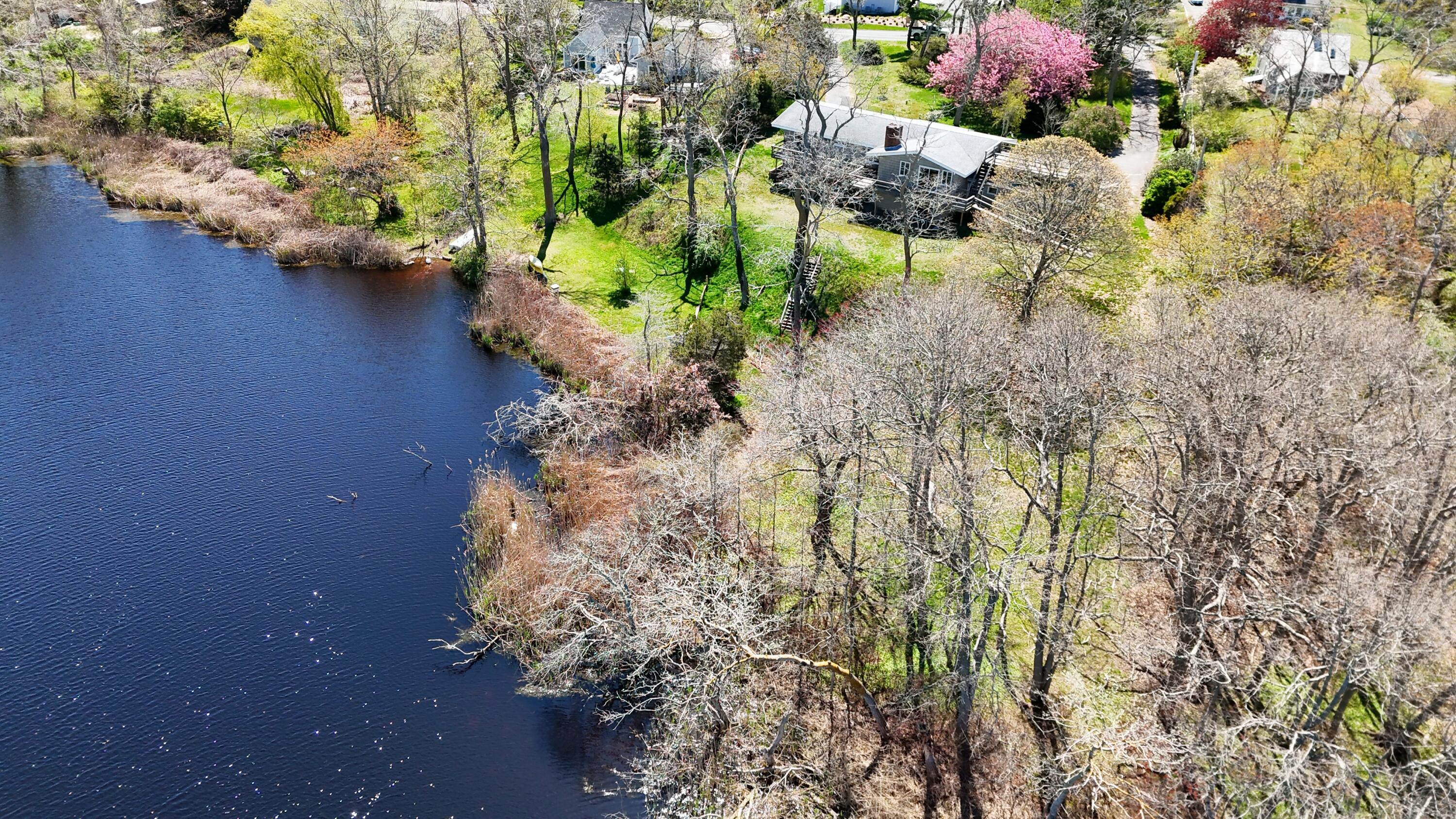 56 Locust Road