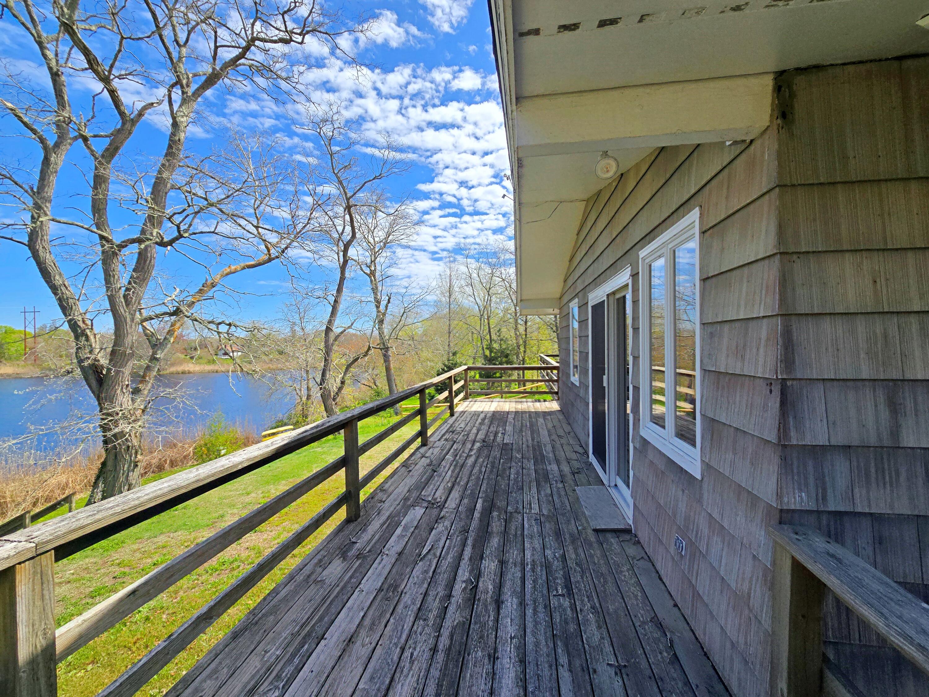 56 Locust Road