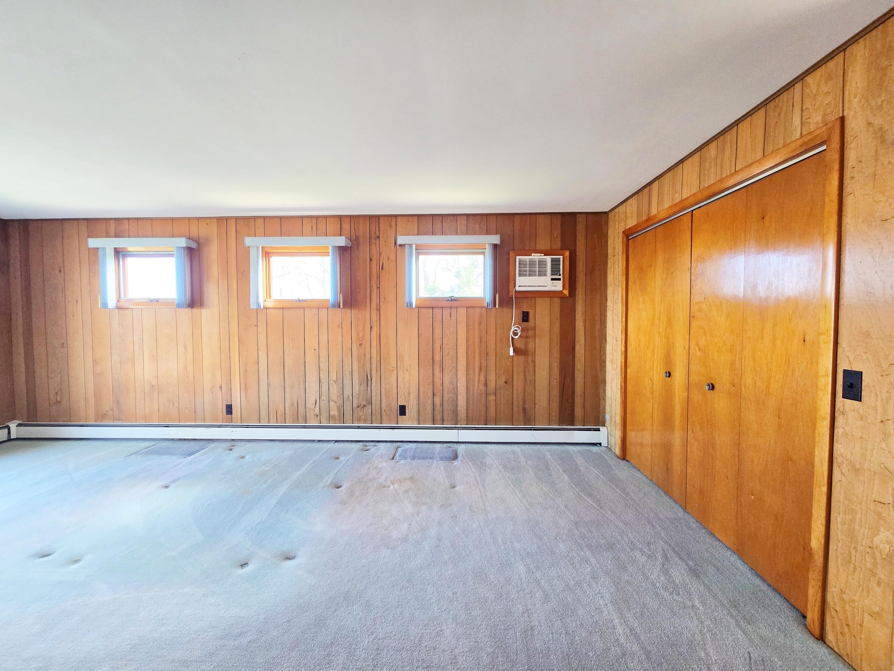 56 Locust Road