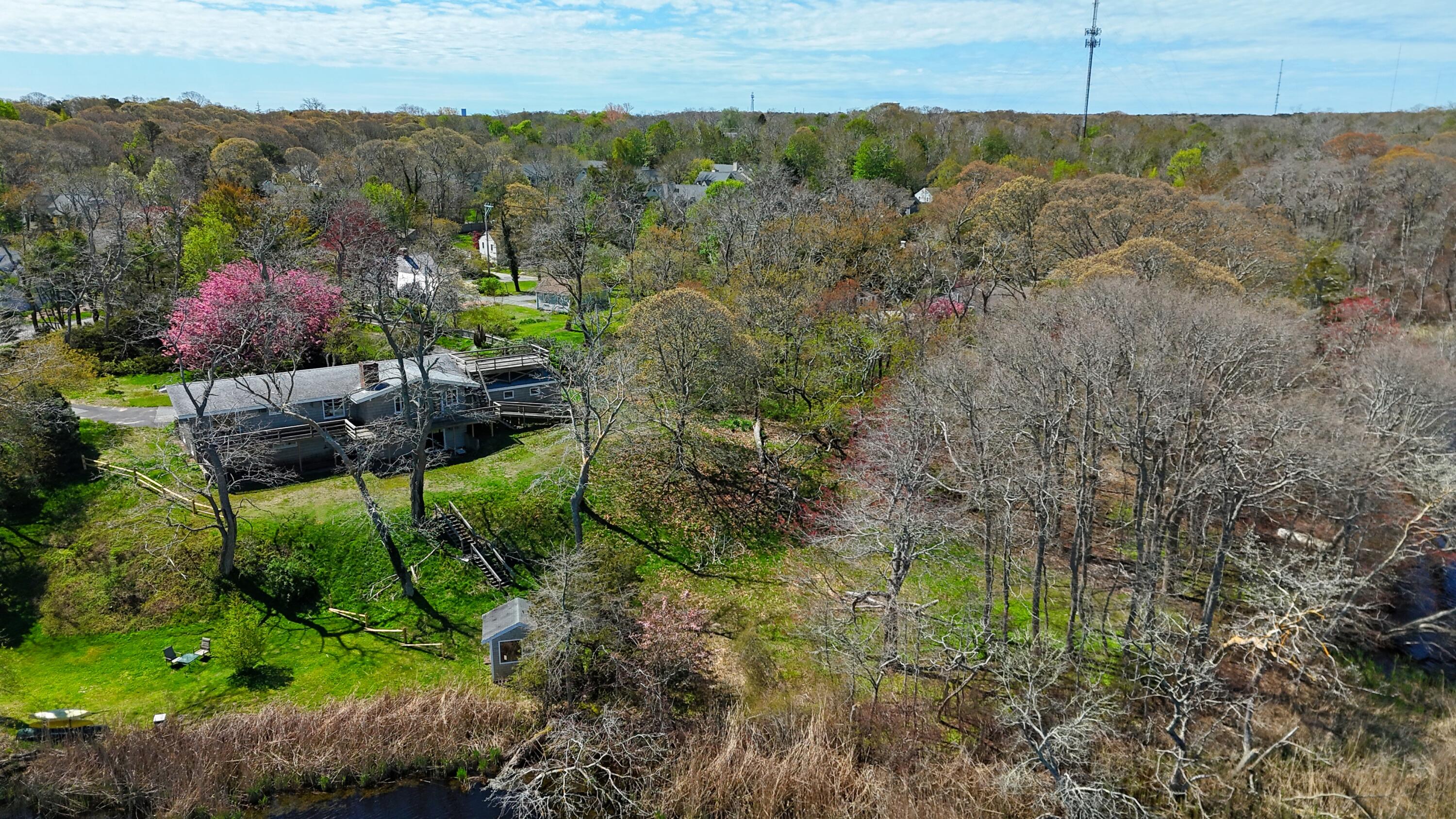56 Locust Road