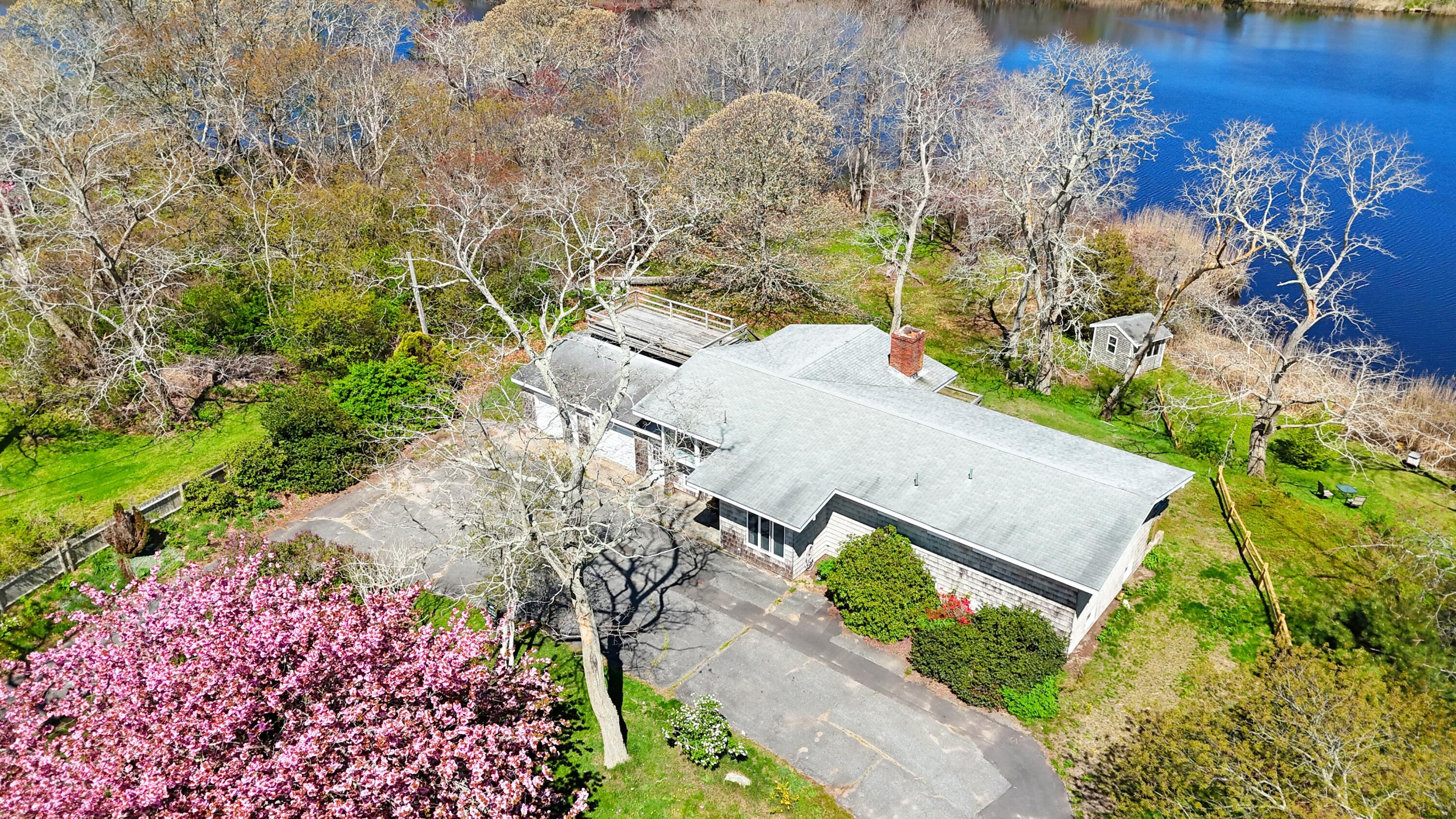 56 Locust Road