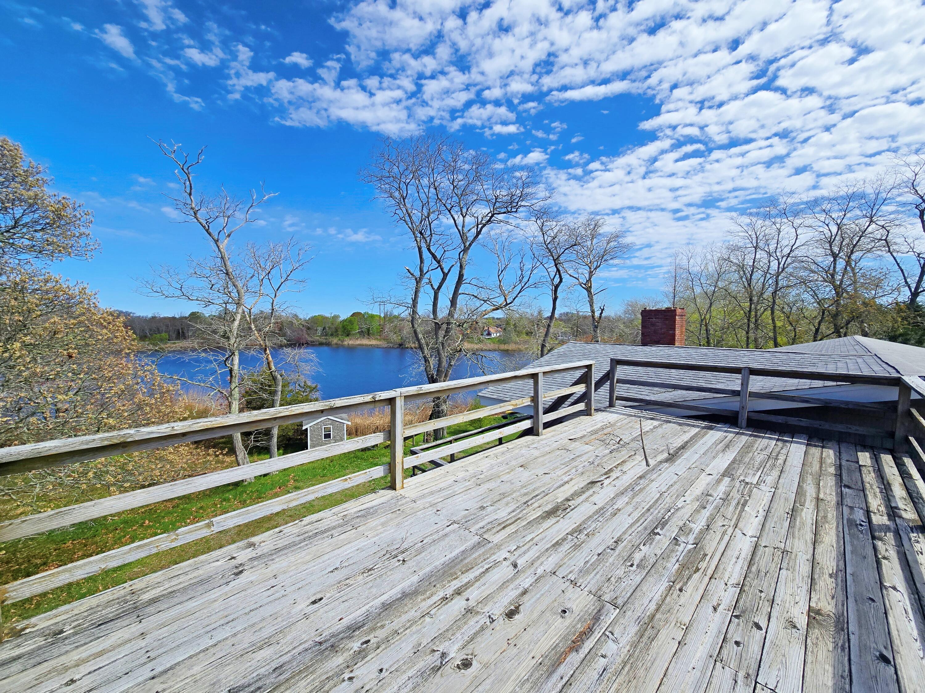 56 Locust Road