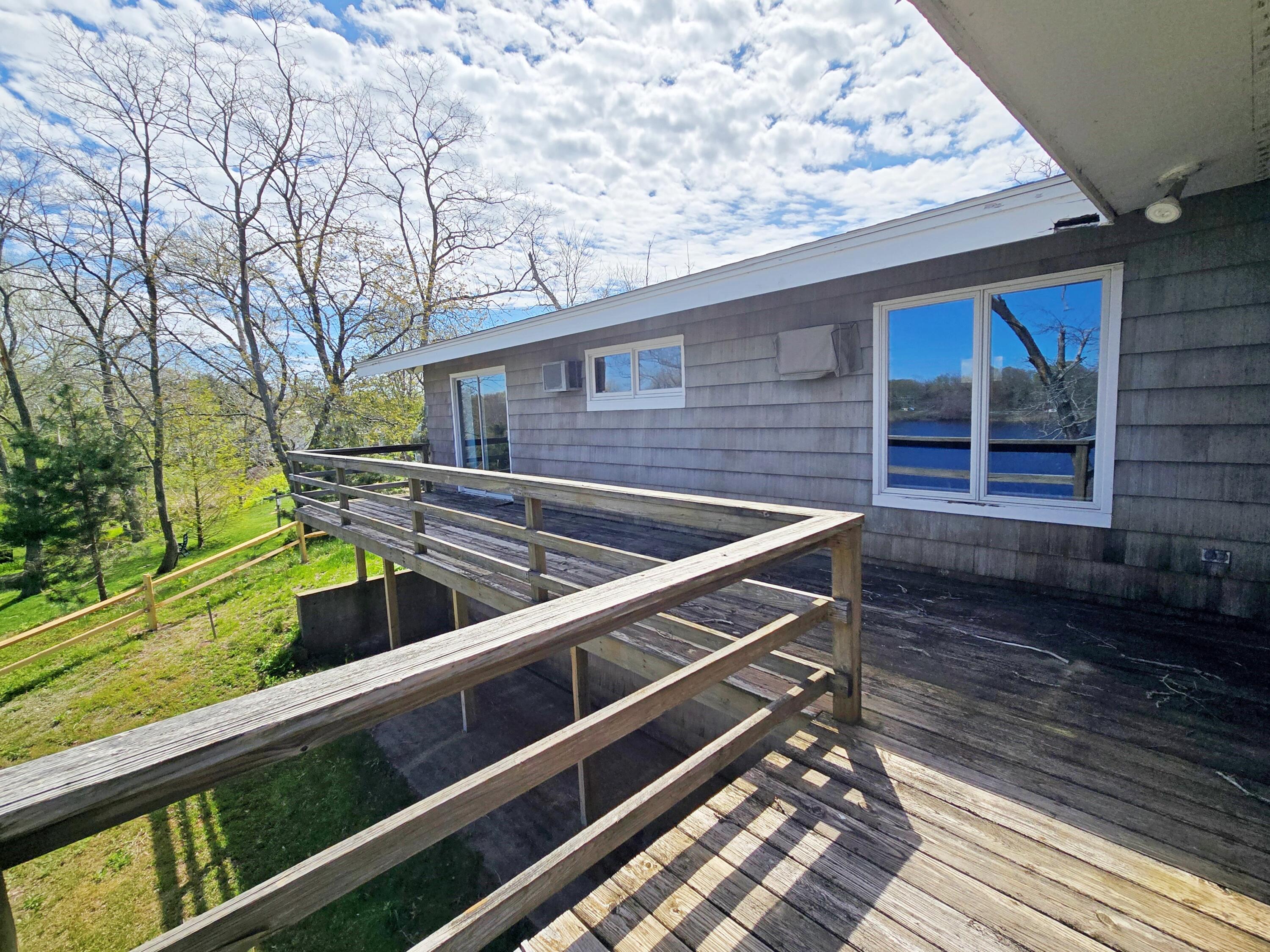 56 Locust Road