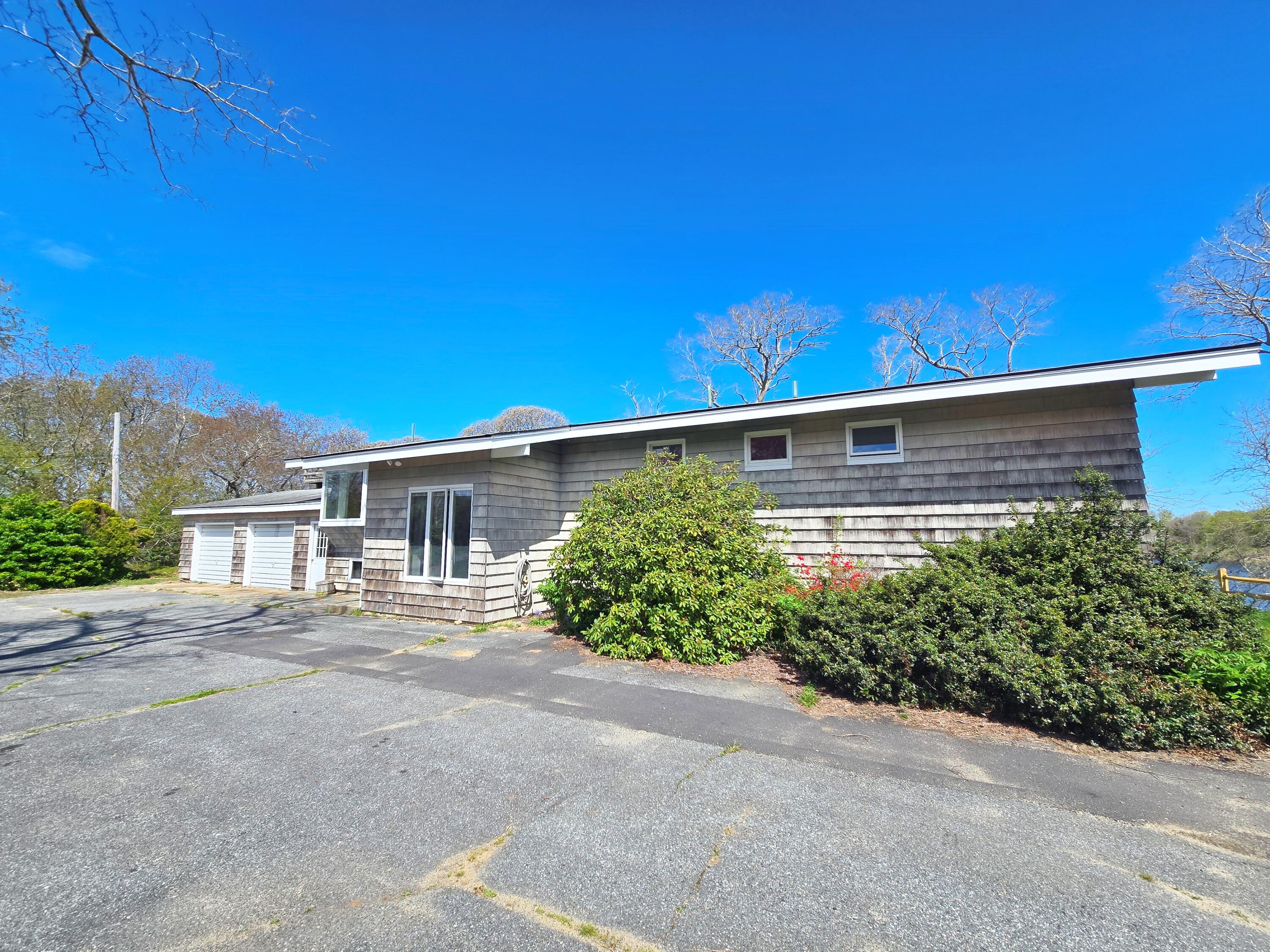 56 Locust Road