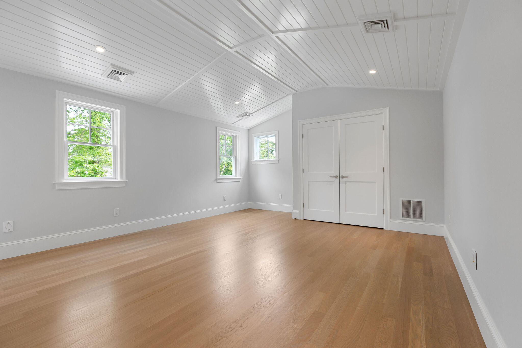 55 Bayview Drive