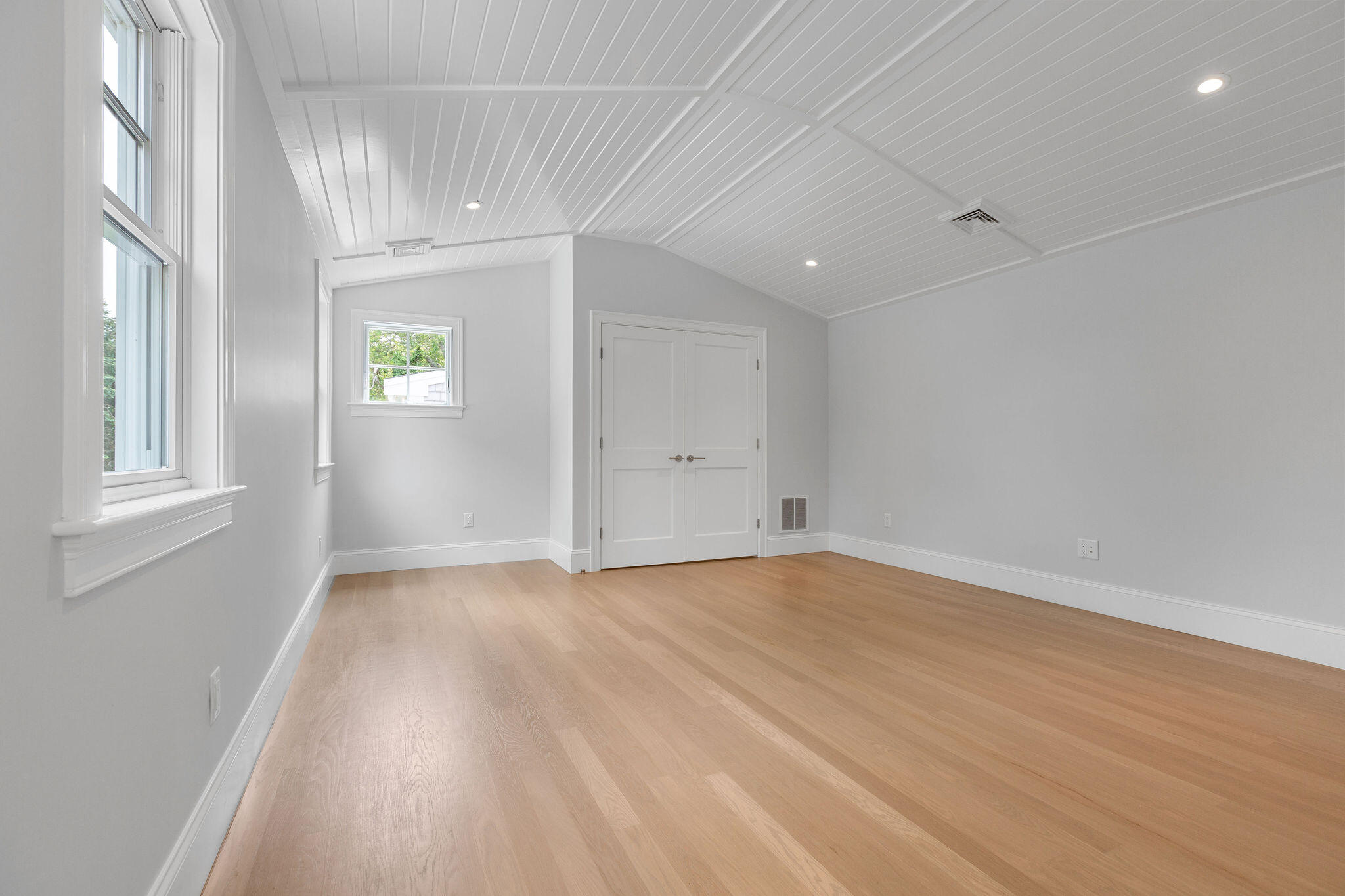 55 Bayview Drive