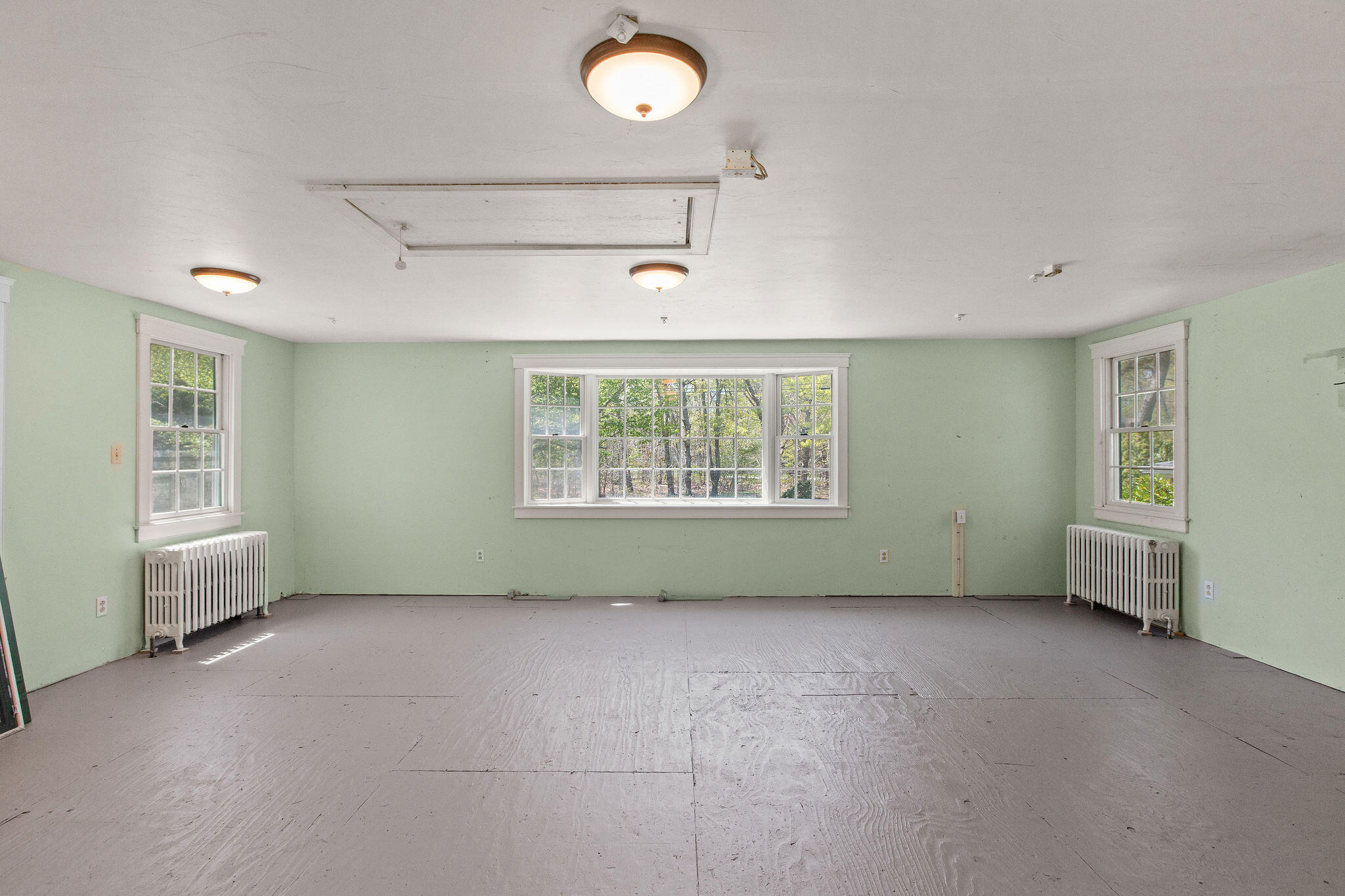 206 Landing Drive
