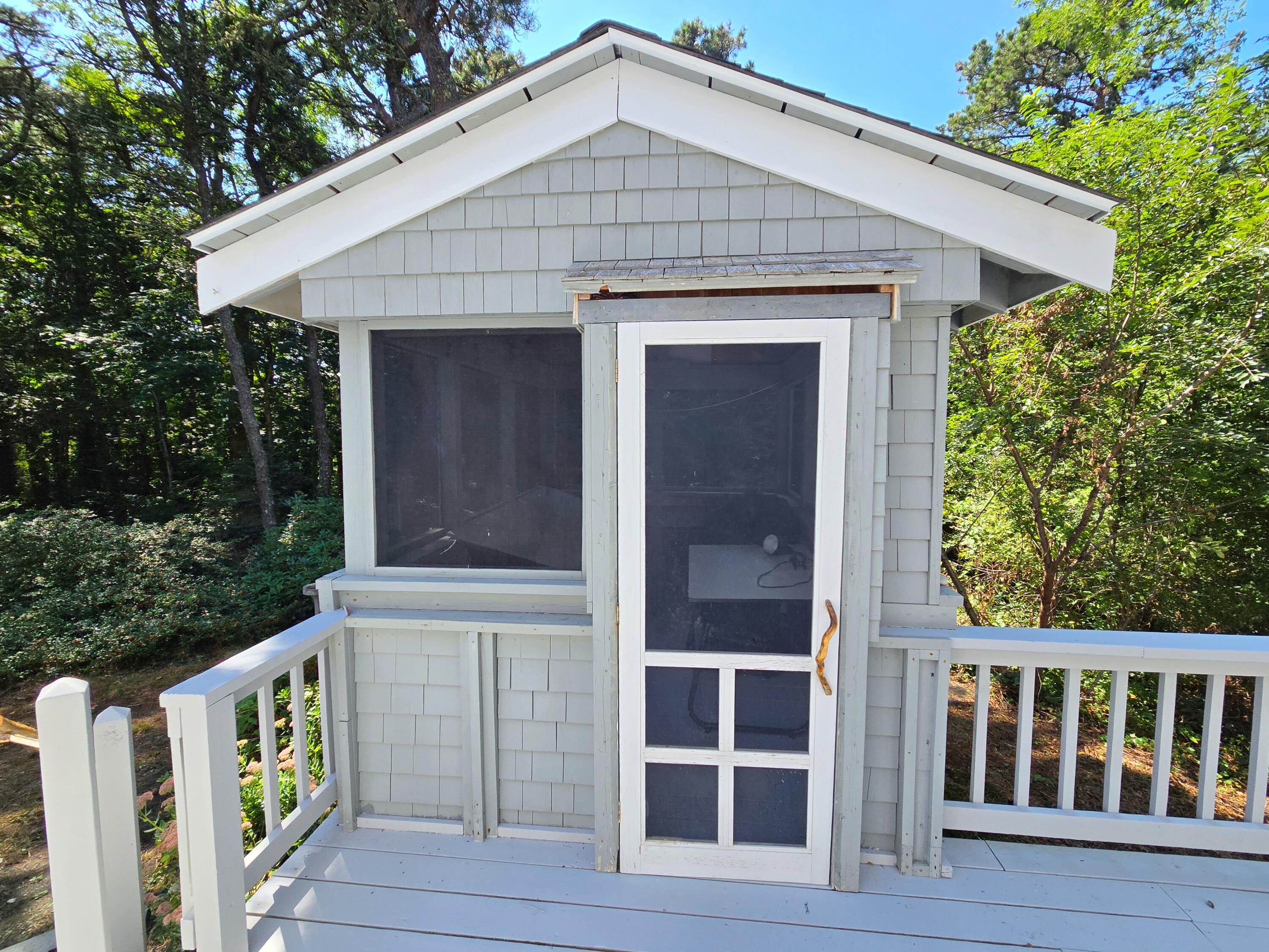 620 Kingsbury Beach Road