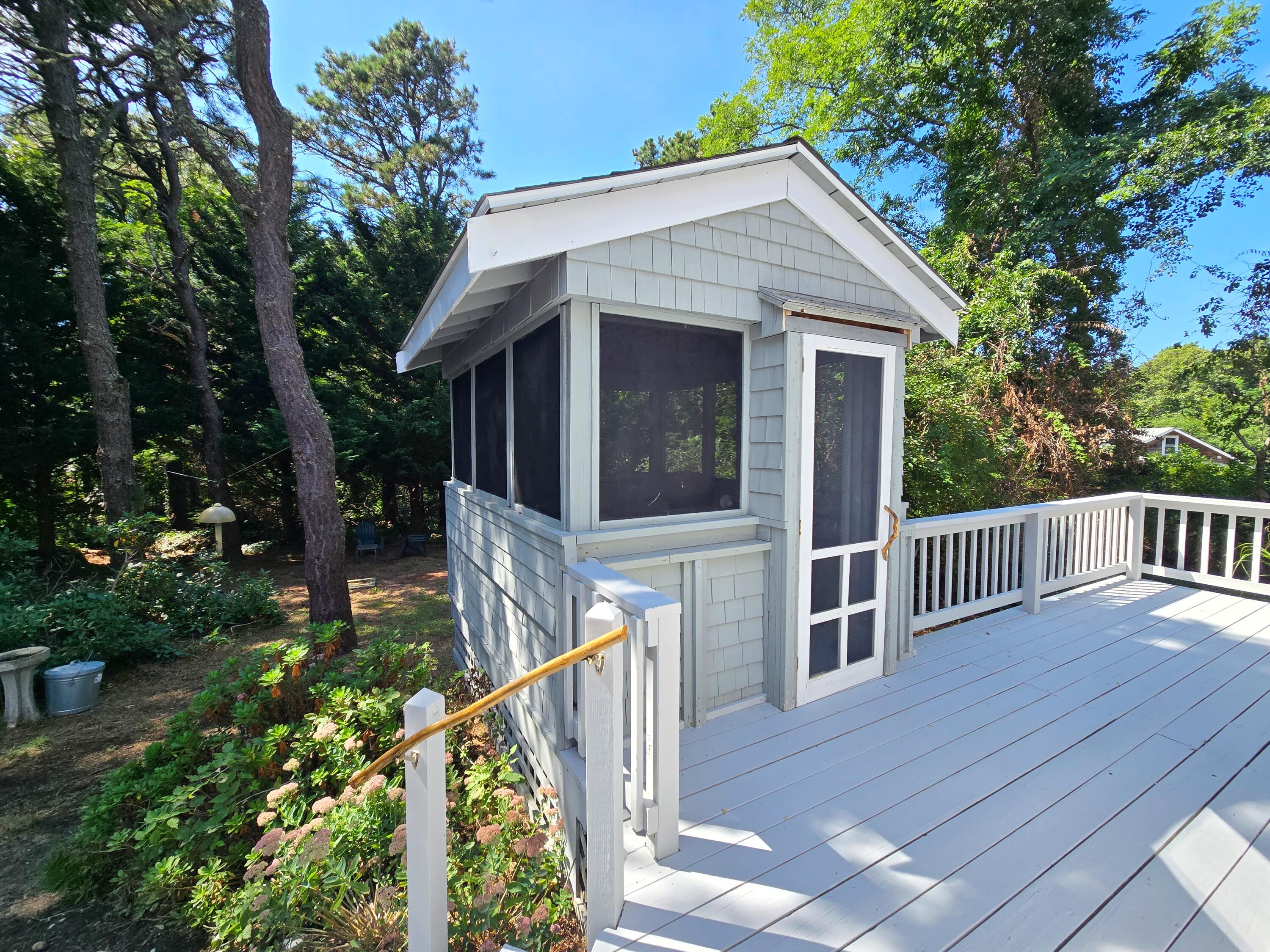 620 Kingsbury Beach Road