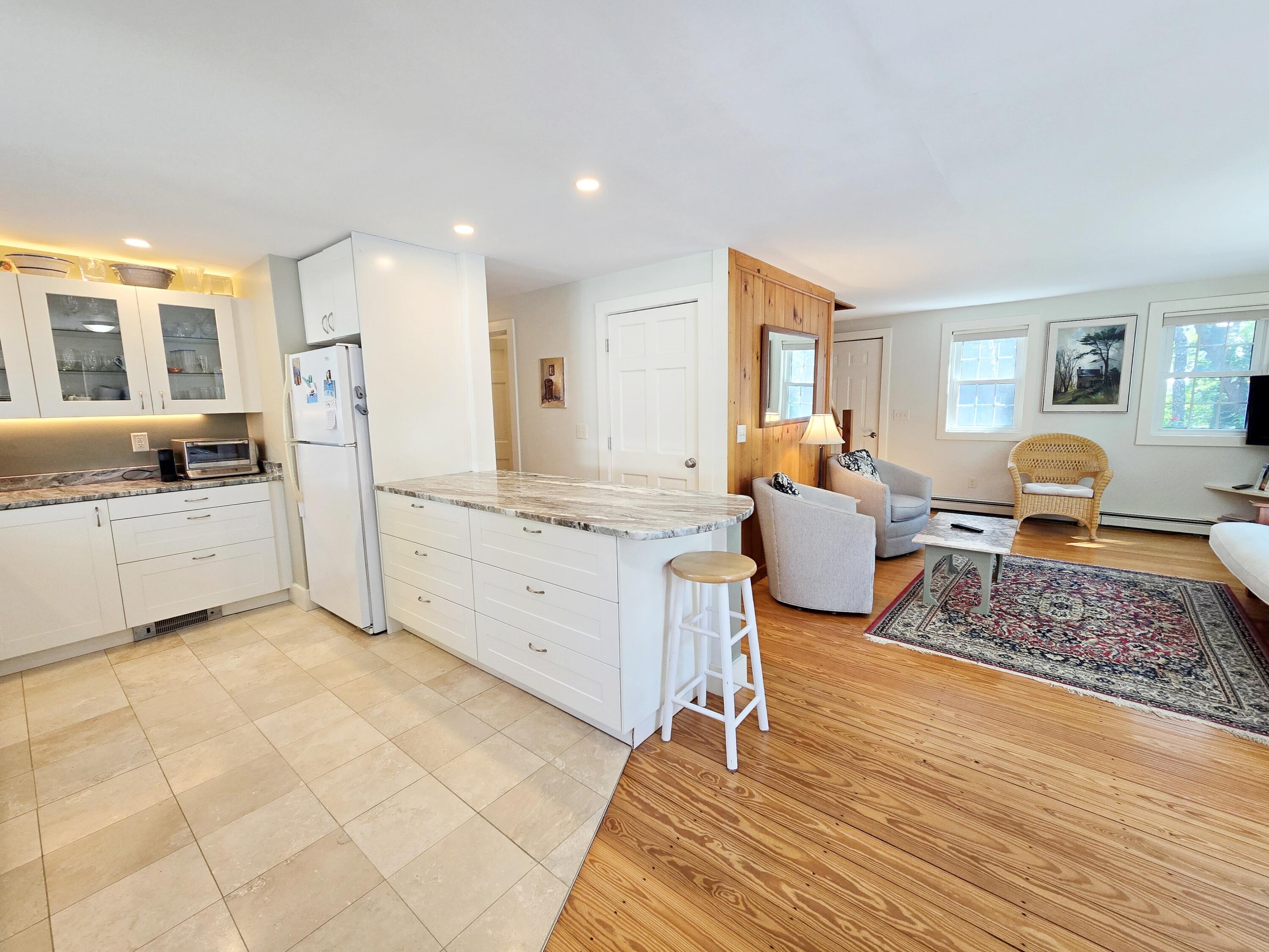 620 Kingsbury Beach Road