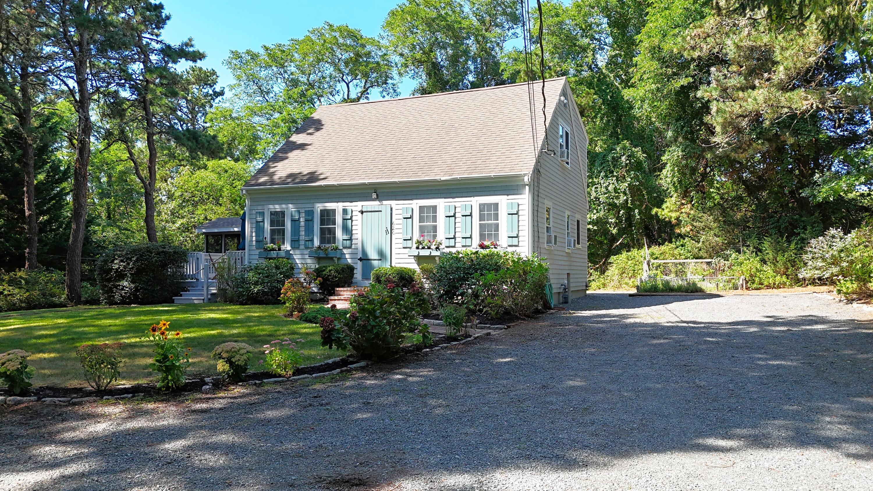 620 Kingsbury Beach Road