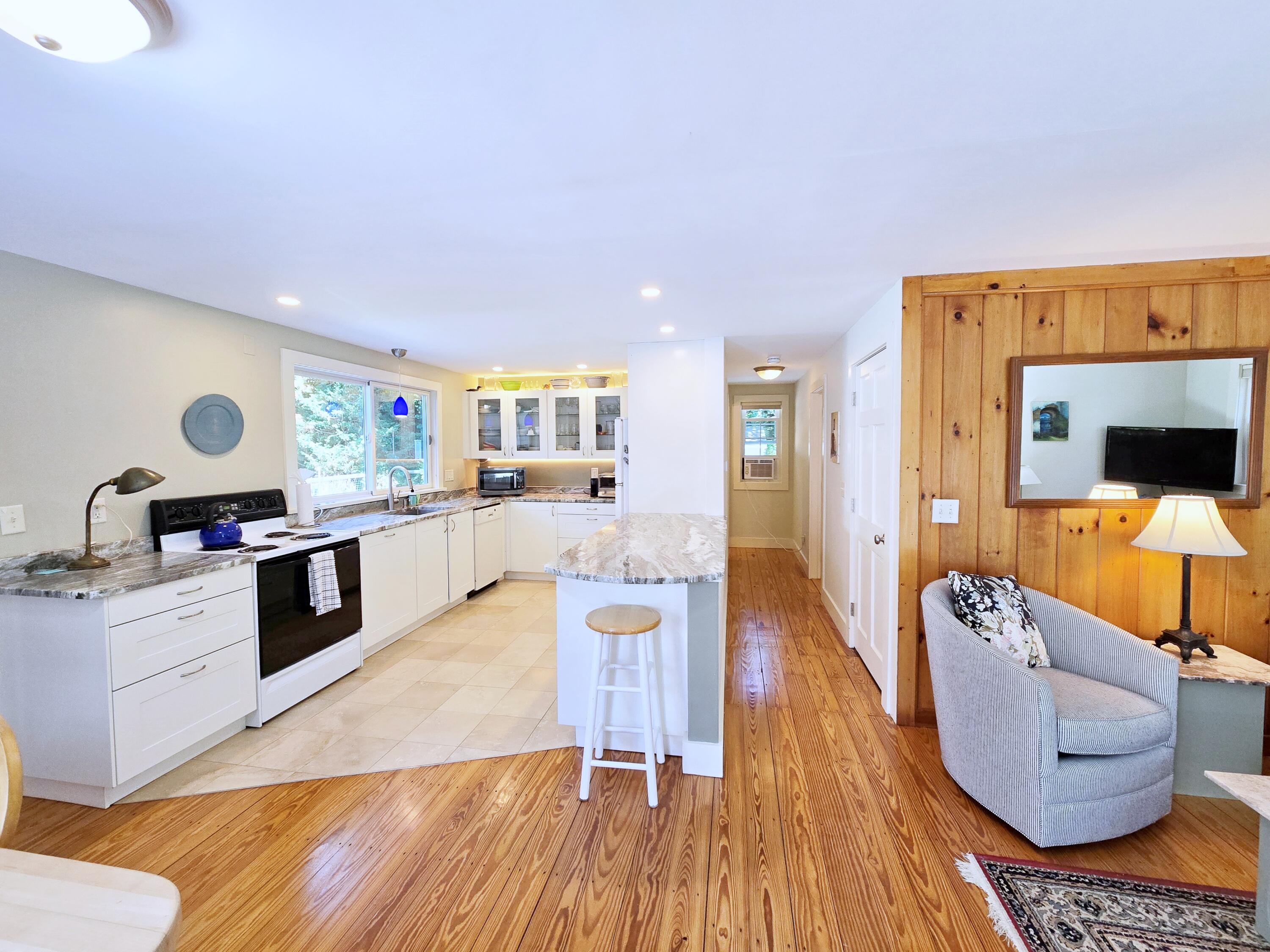 620 Kingsbury Beach Road