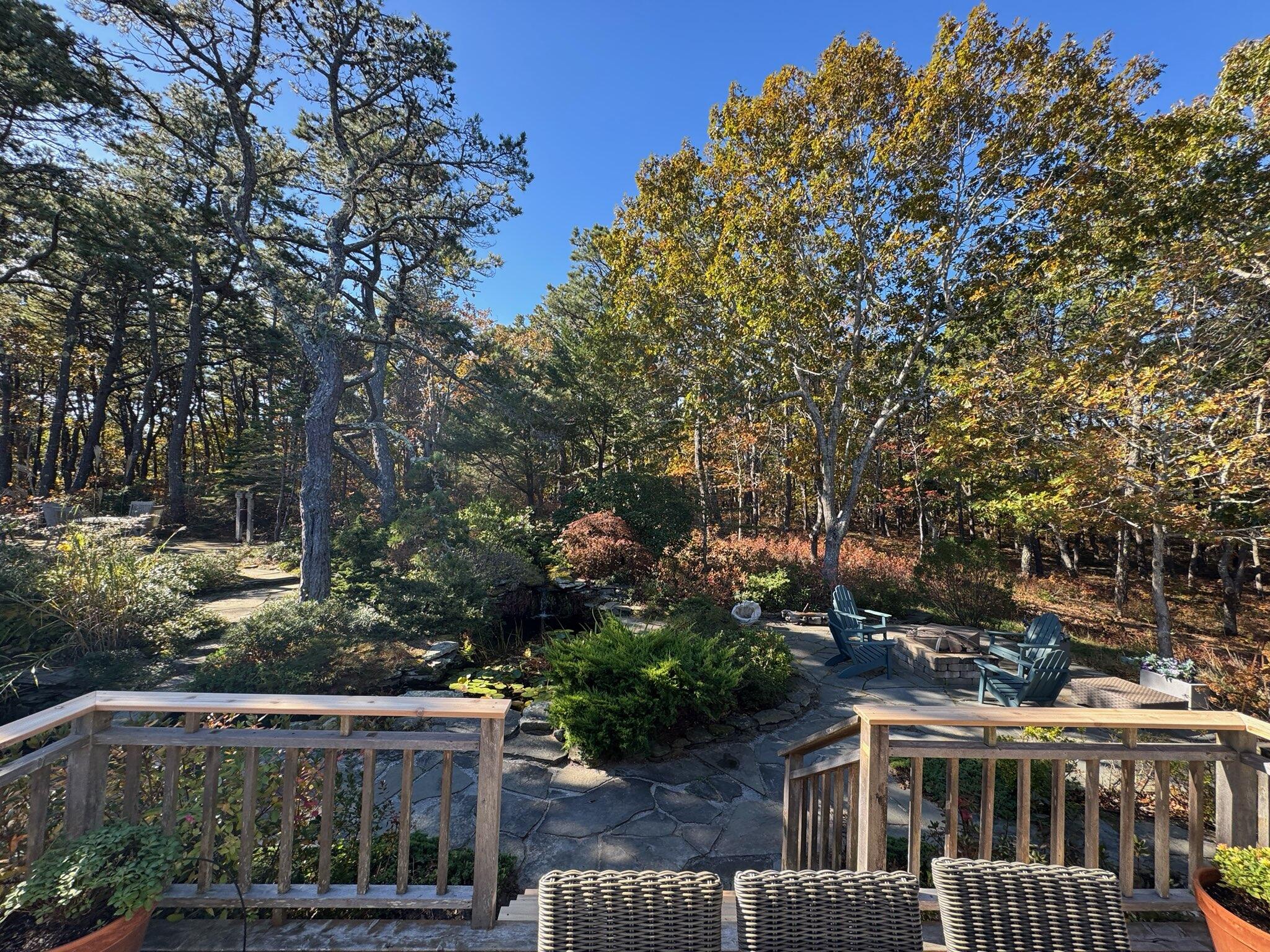 1095 Long Pond Road