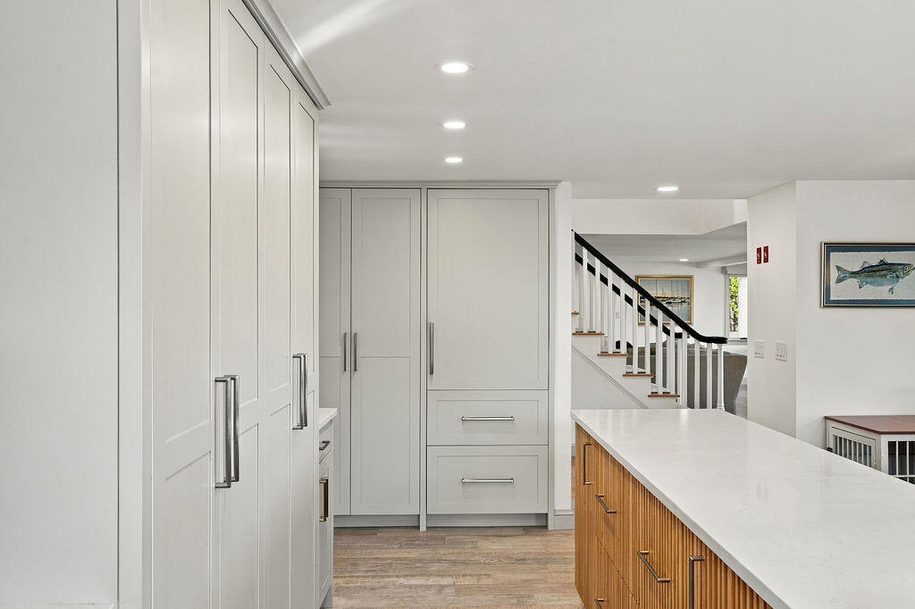 1095 Long Pond Road