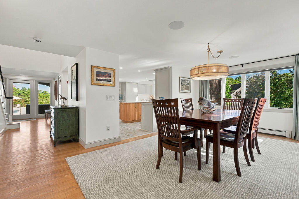 1095 Long Pond Road